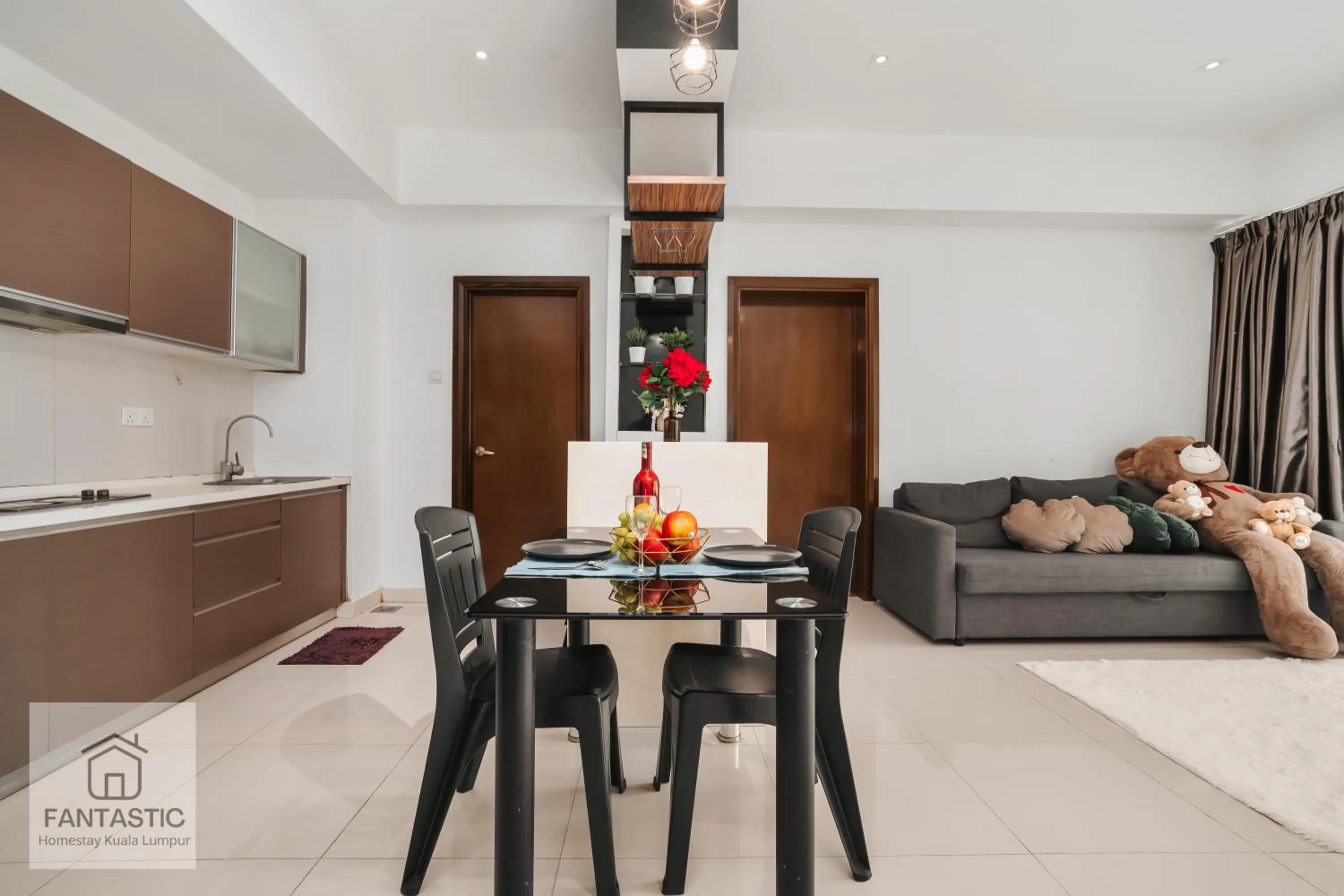 Regalia Residence @ KLCC View Sky Pool by KC