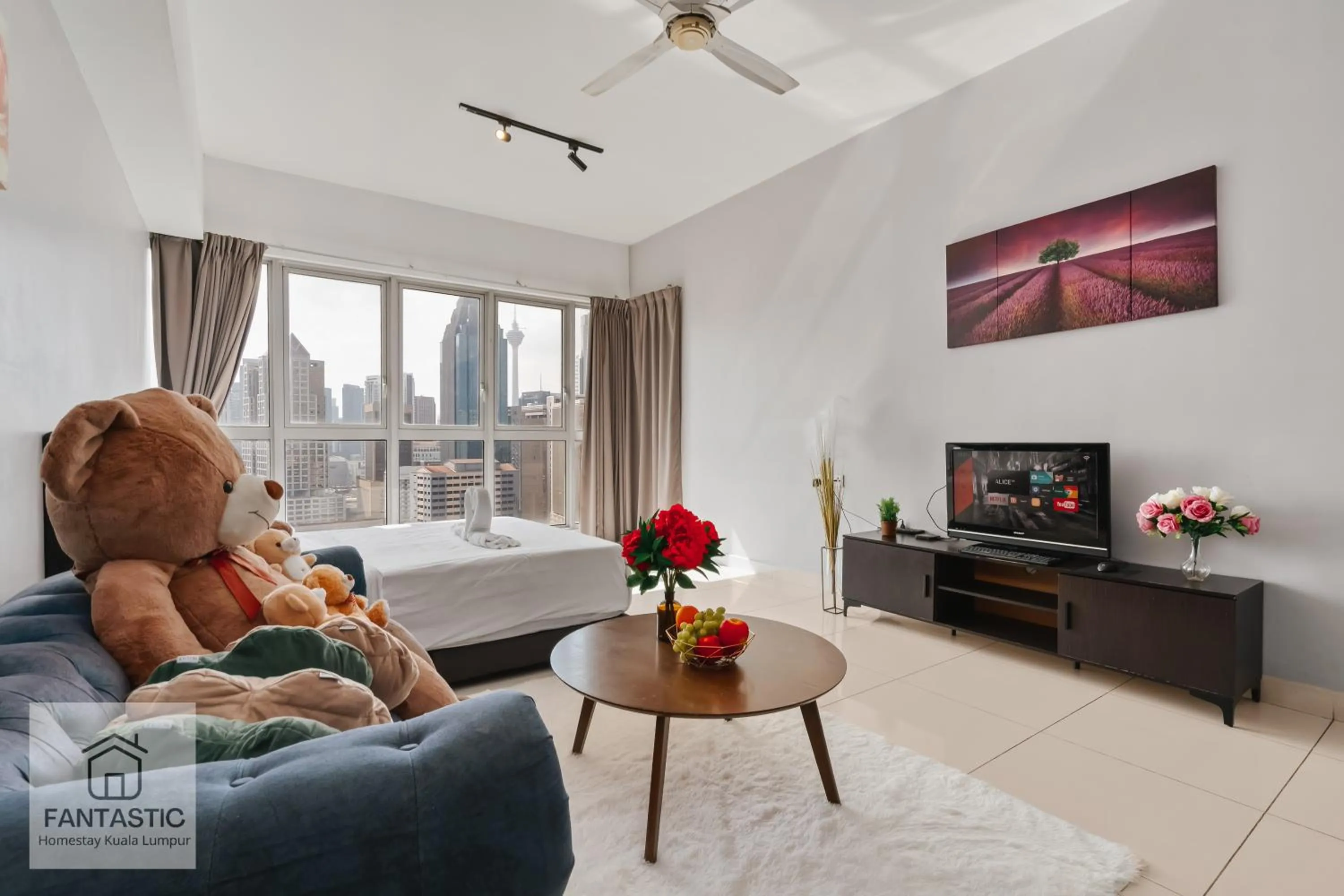 Bed in Regalia Residence @ KLCC View Sky Pool by KC