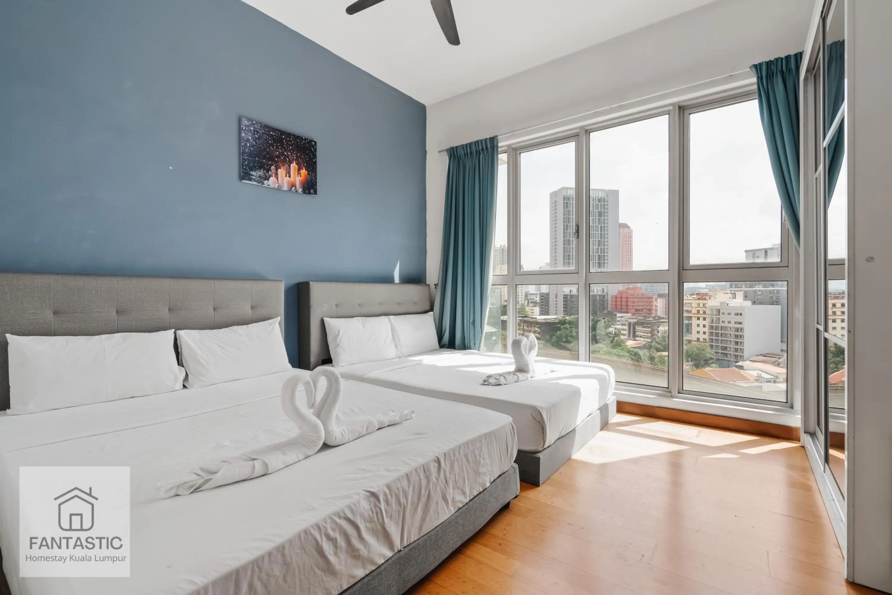 Bed in Regalia Residence @ KLCC View Sky Pool by KC