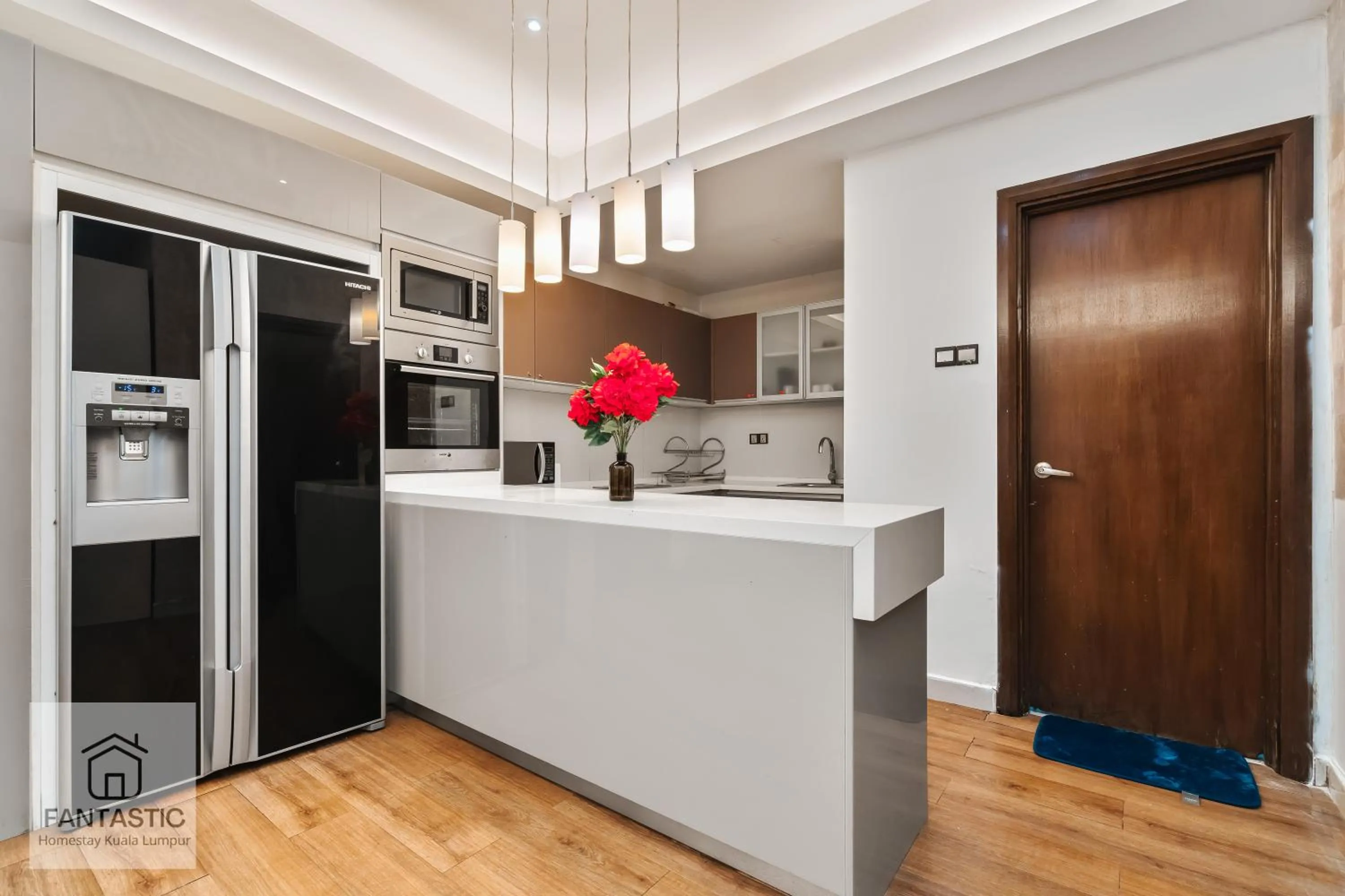 Regalia Residence @ KLCC View Sky Pool by KC