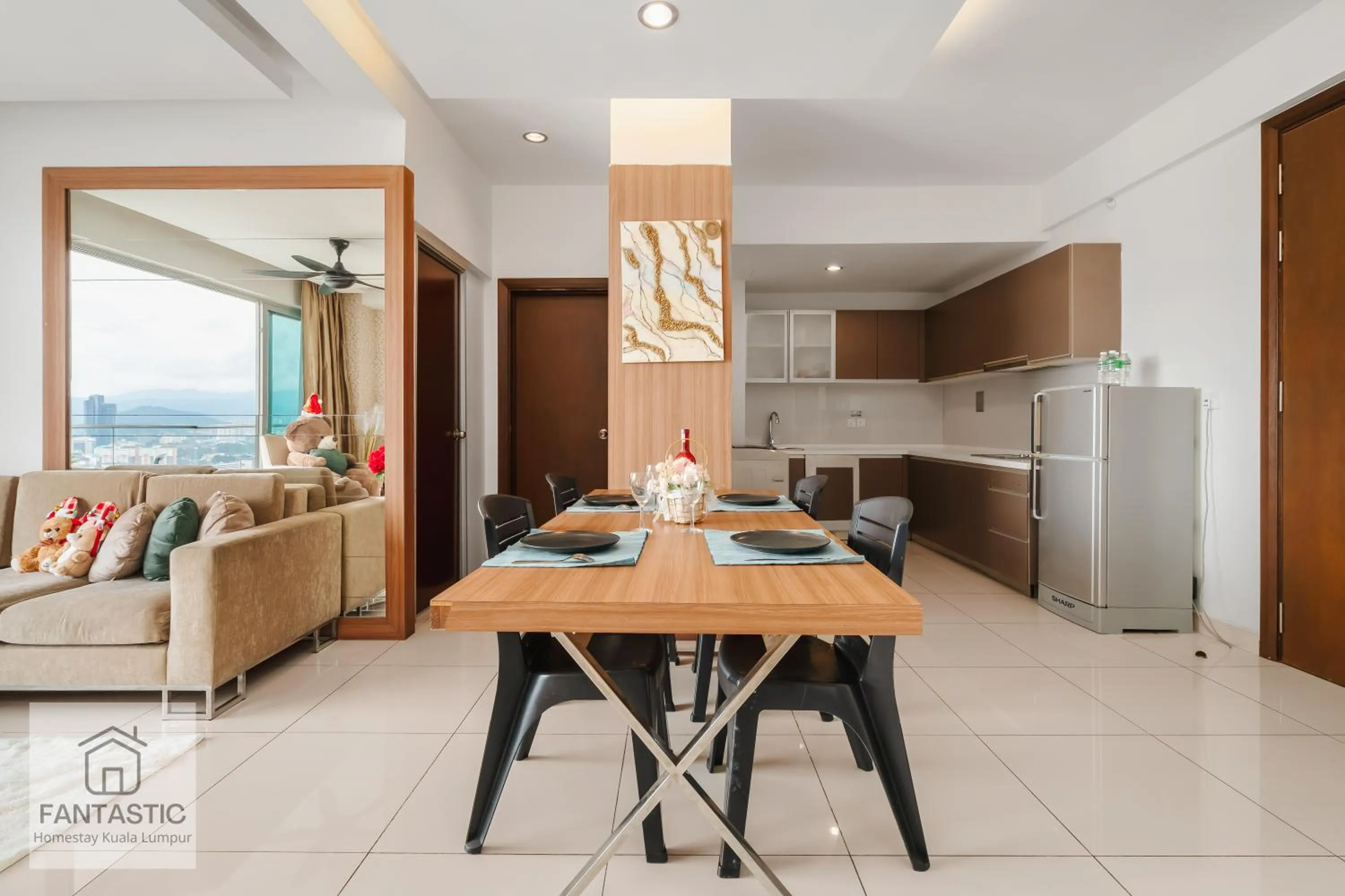 Regalia Residence @ KLCC View Sky Pool by KC