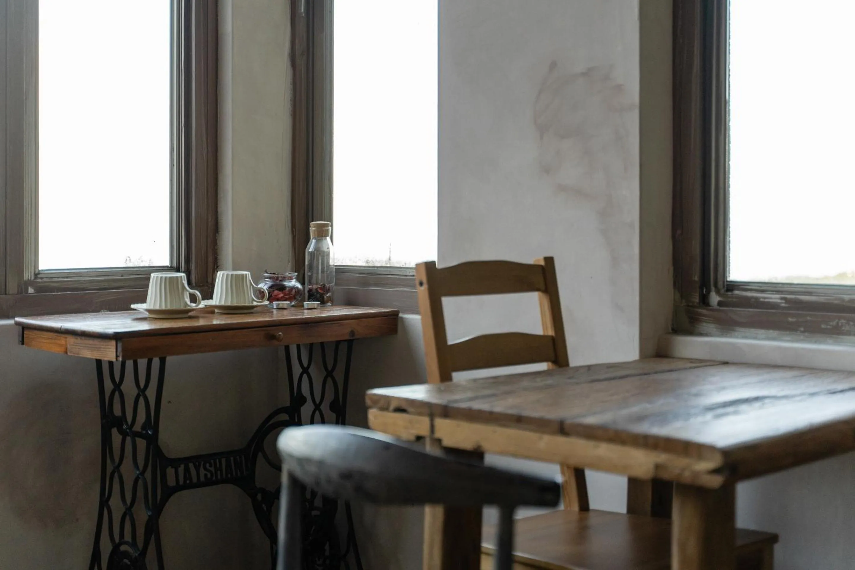 Lounge or bar in Mountain Traveler Inn