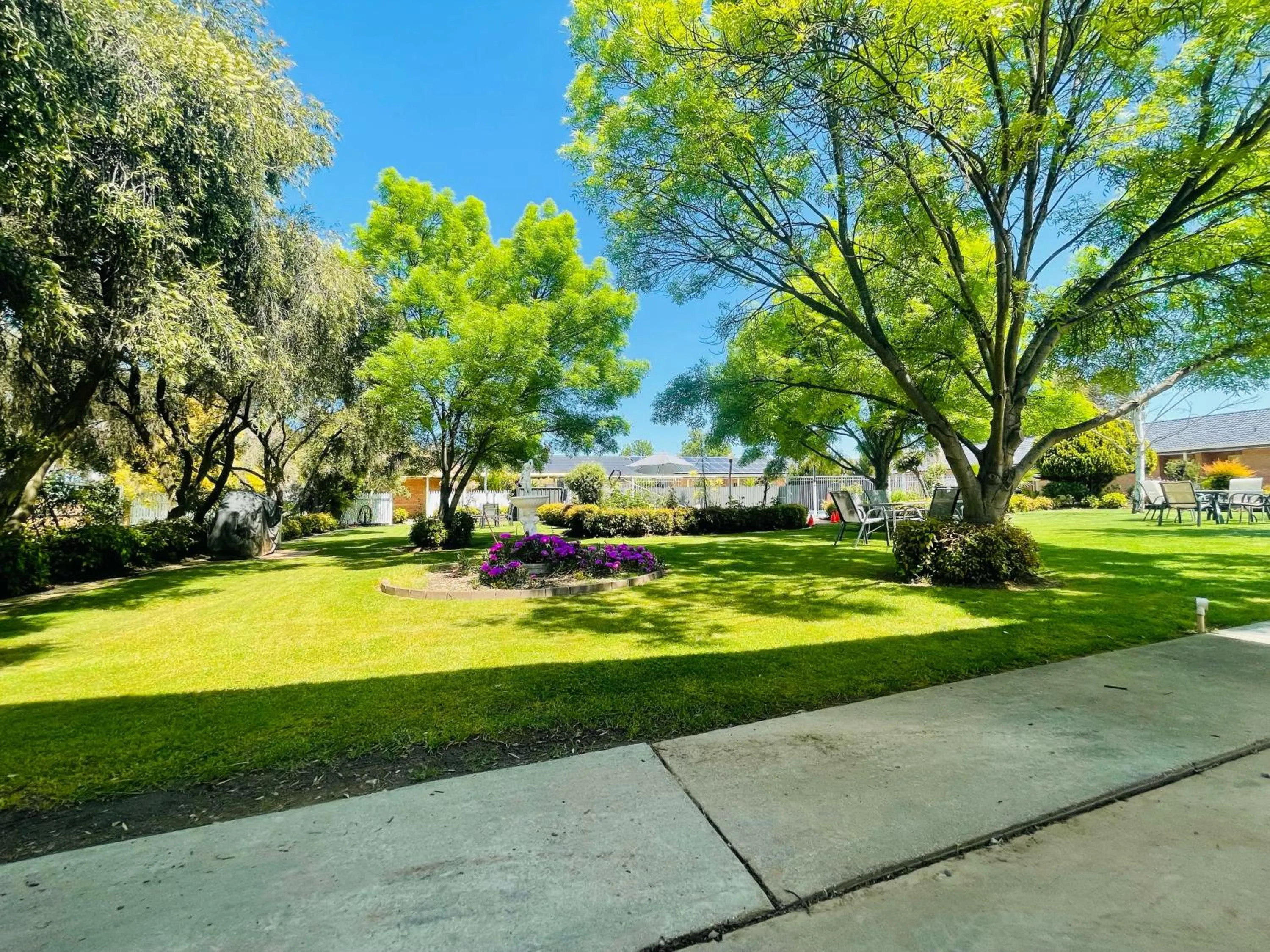 Garden in Nagambie Motor Inn and Conference Centre
