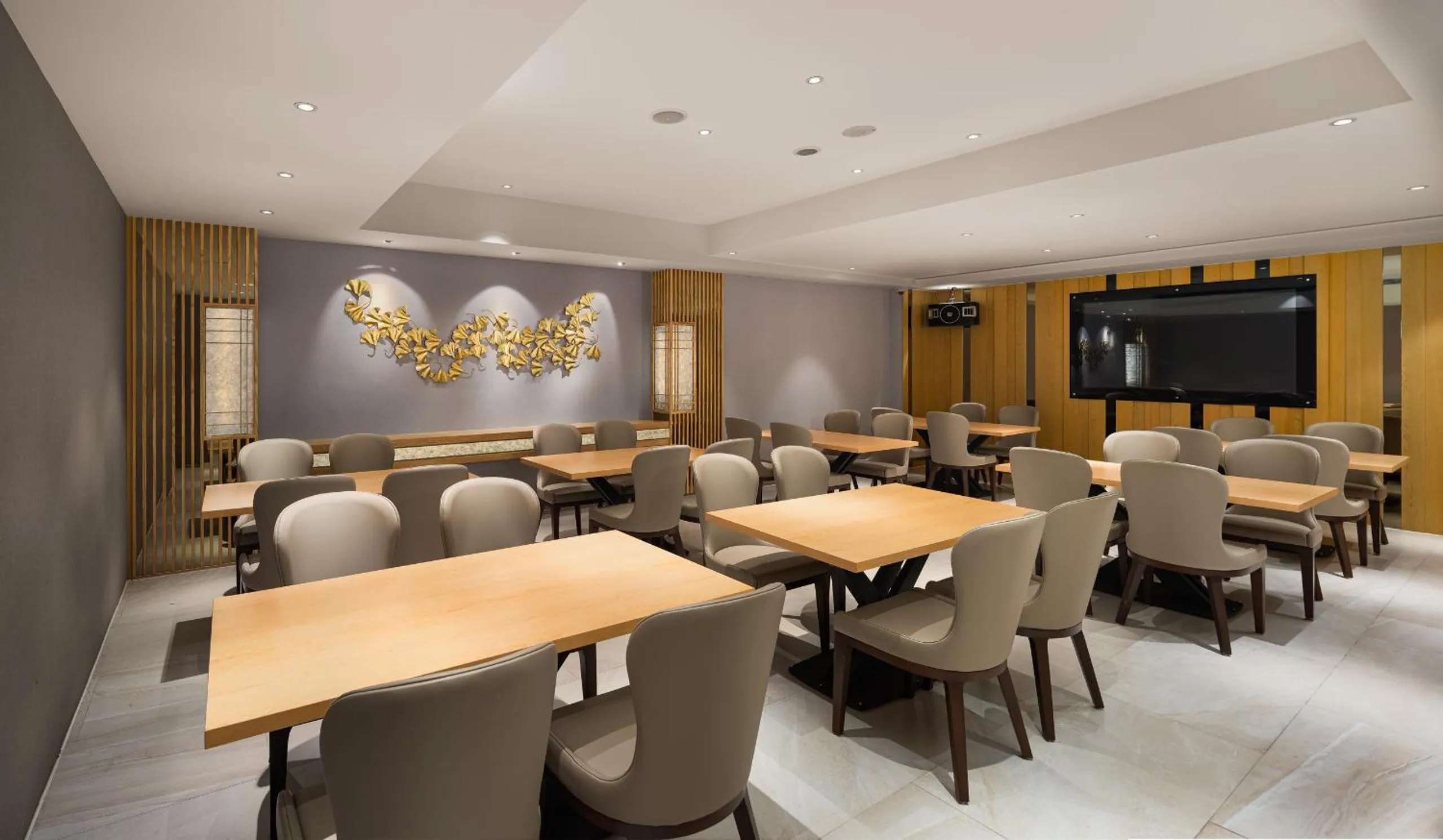 Restaurant/places to eat in Gamalan FL Spring Hotel