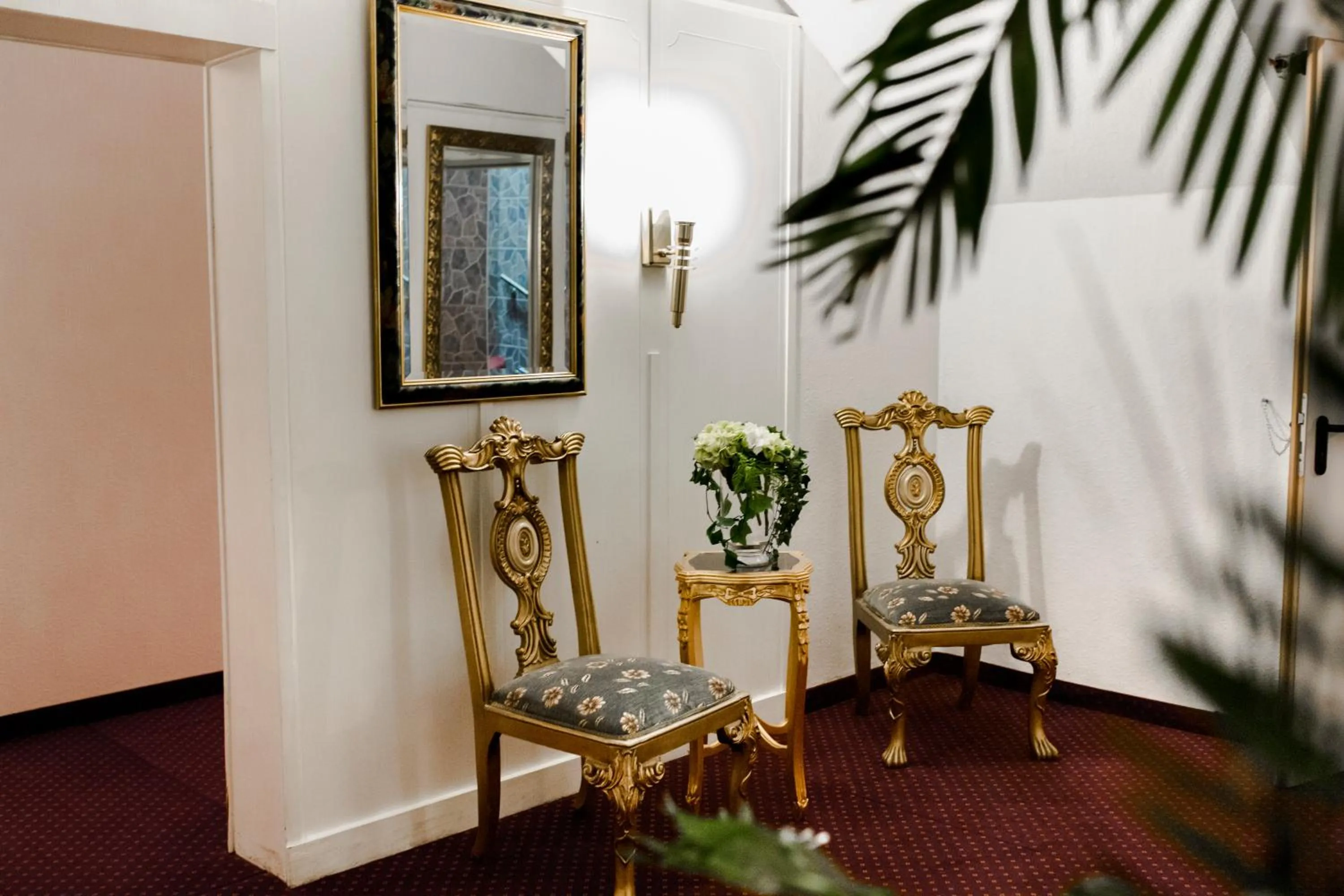 Seating area in Bach Hotel