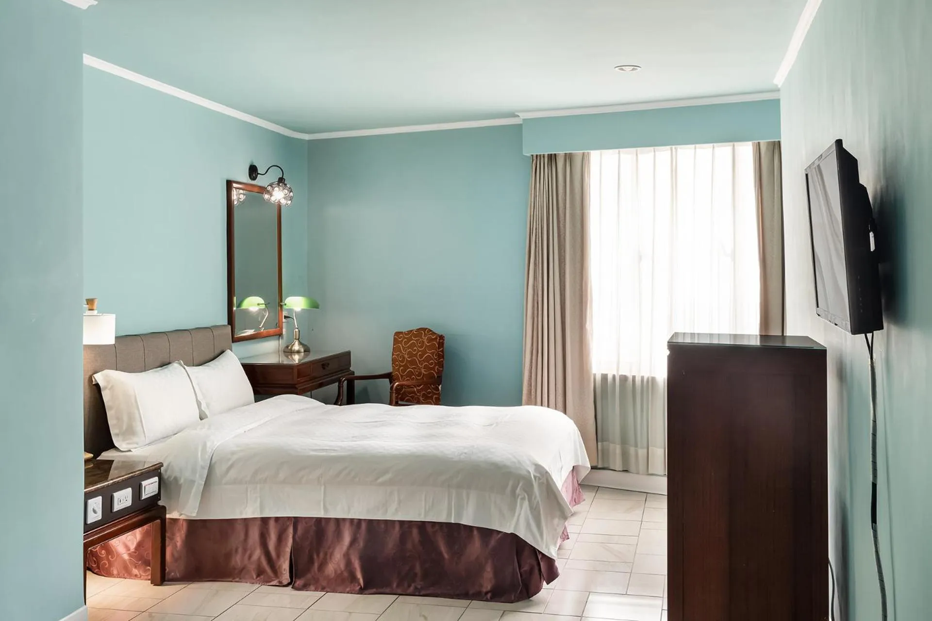 Bed in Moonlight Hotel