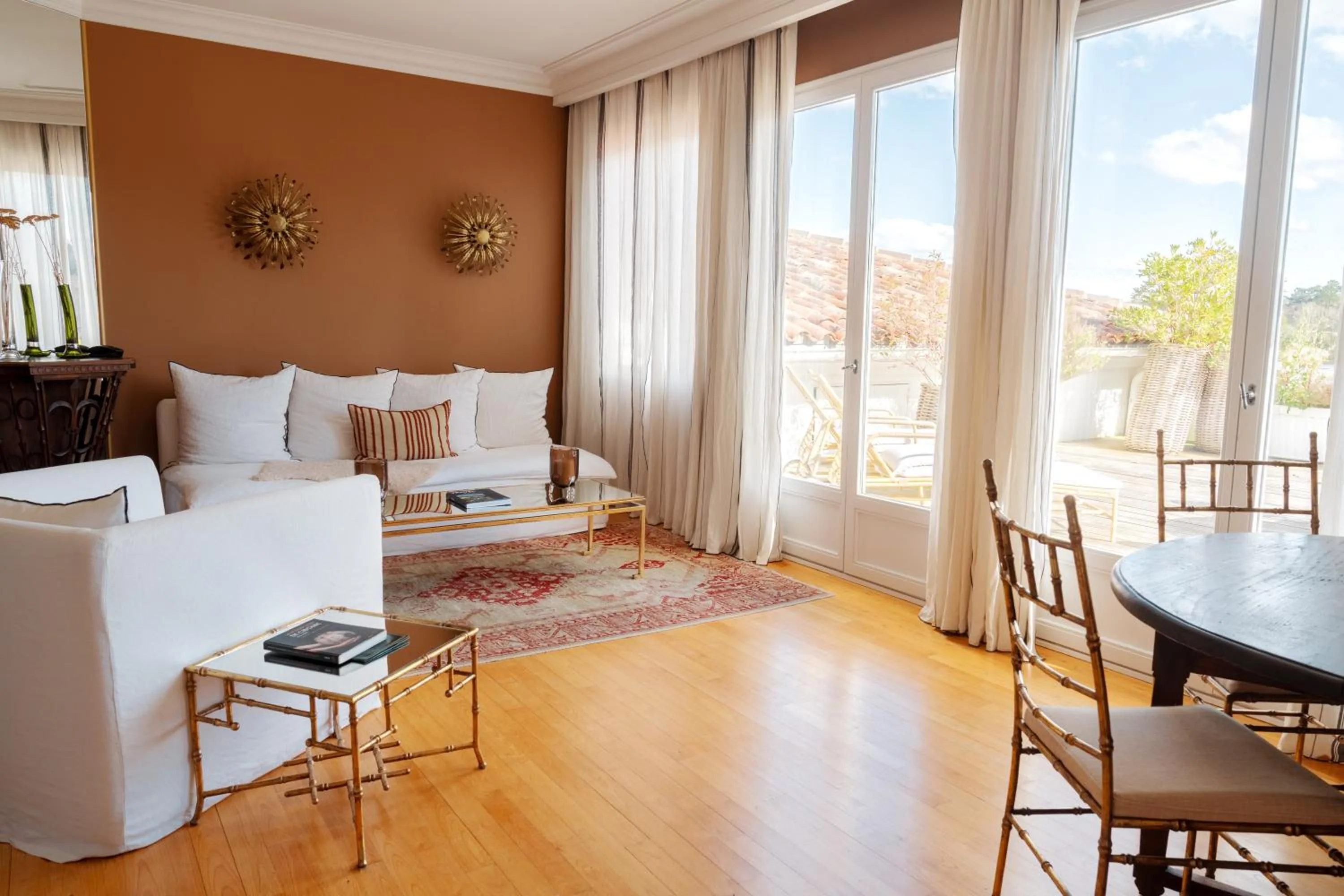 Living room in Brindos, Lac & Château - Relais & Châteaux - Anglet Biarritz