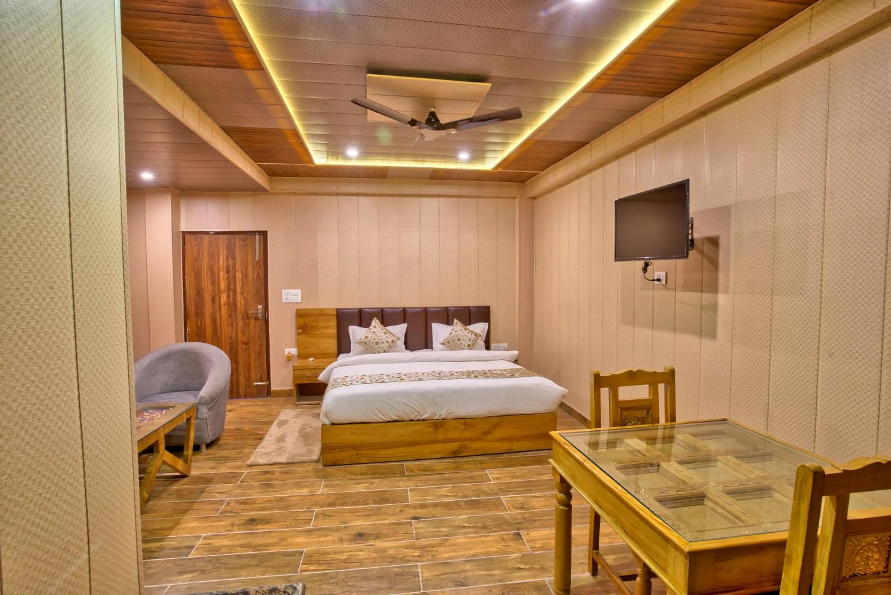 Photo of the whole room, Bed in Yogved Hospitality & Resort