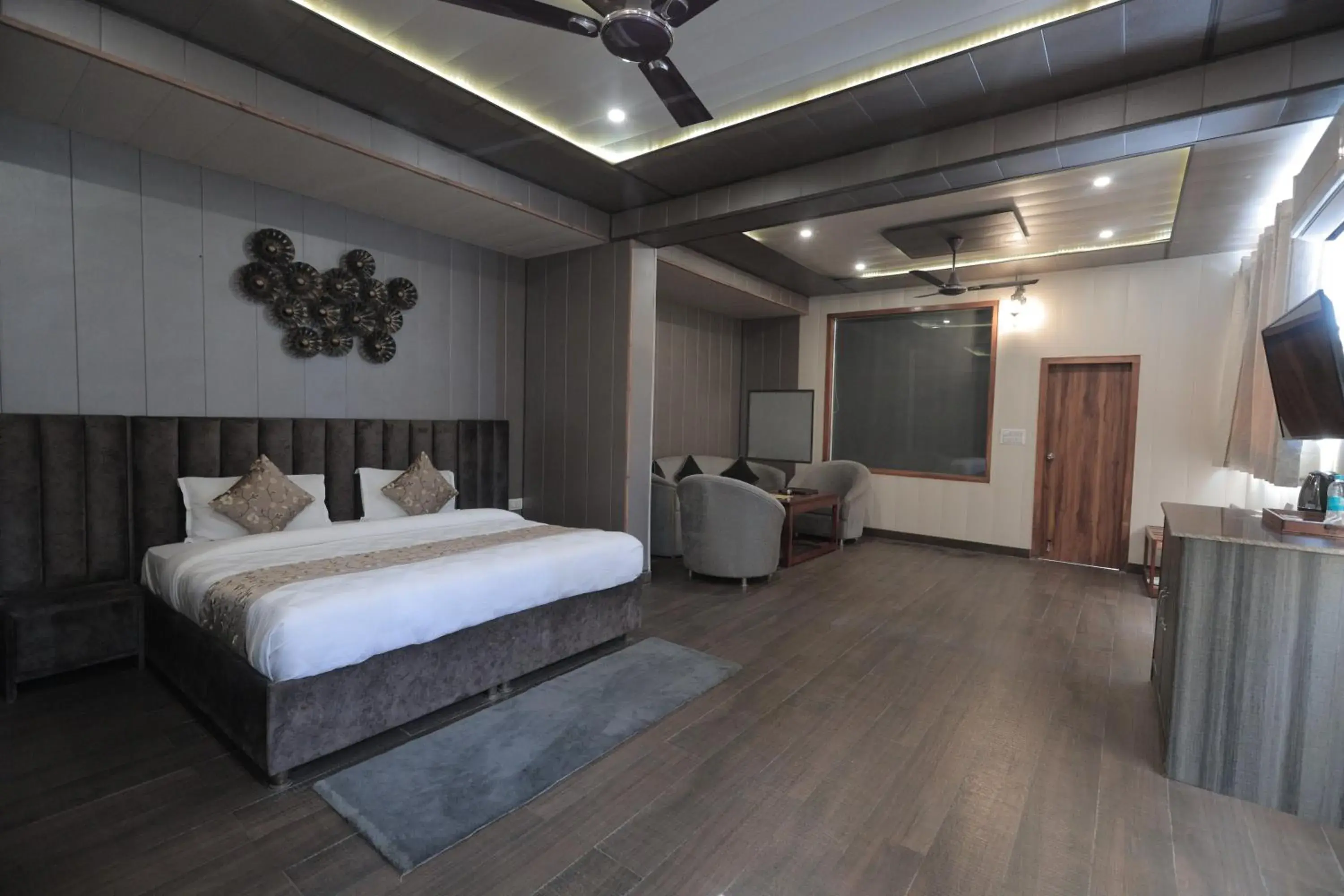 Suite in Yogved Hospitality & Resort Suite in Yogved Hospitality & Resort