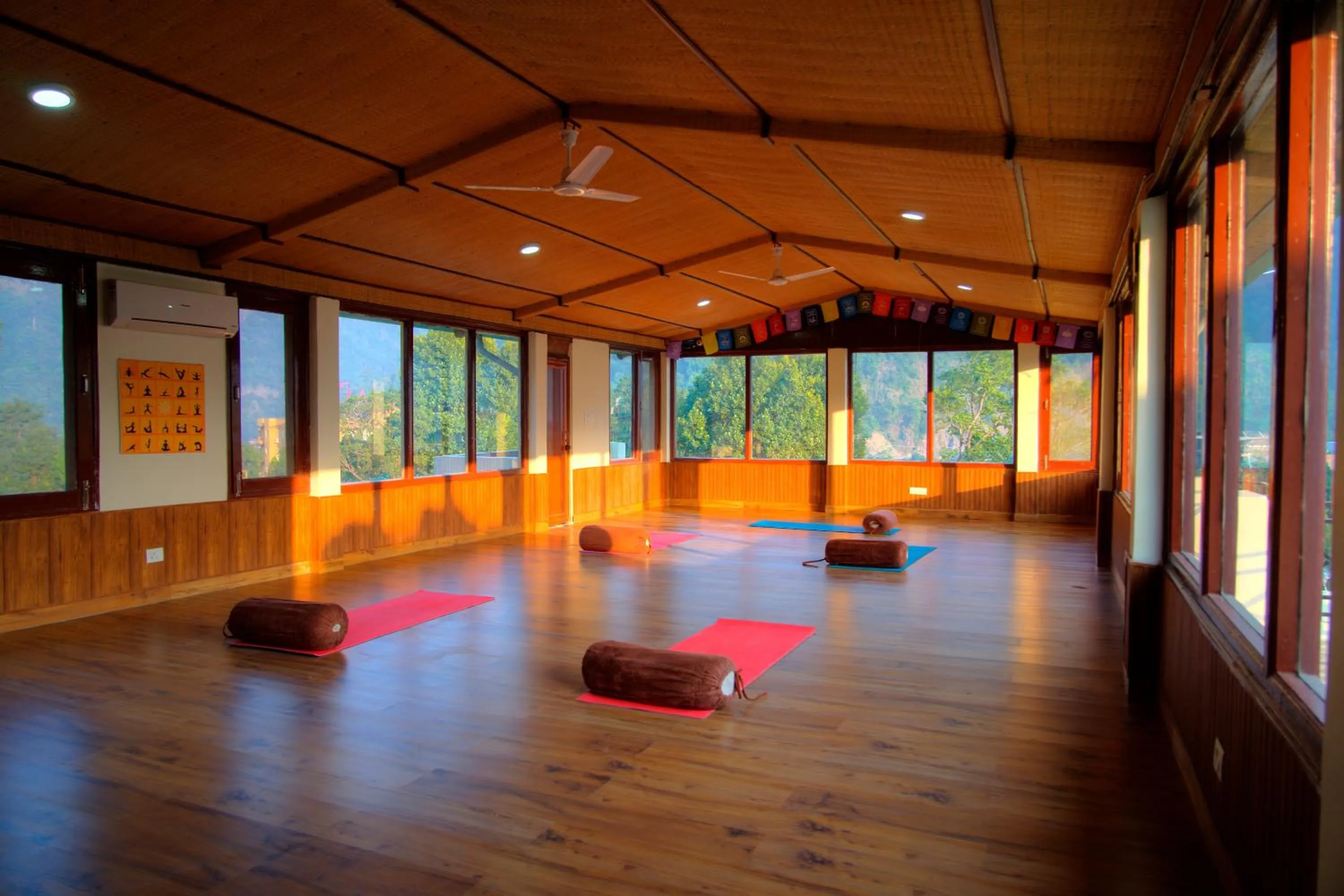 Fitness centre/facilities in Yogved Hospitality & Resort