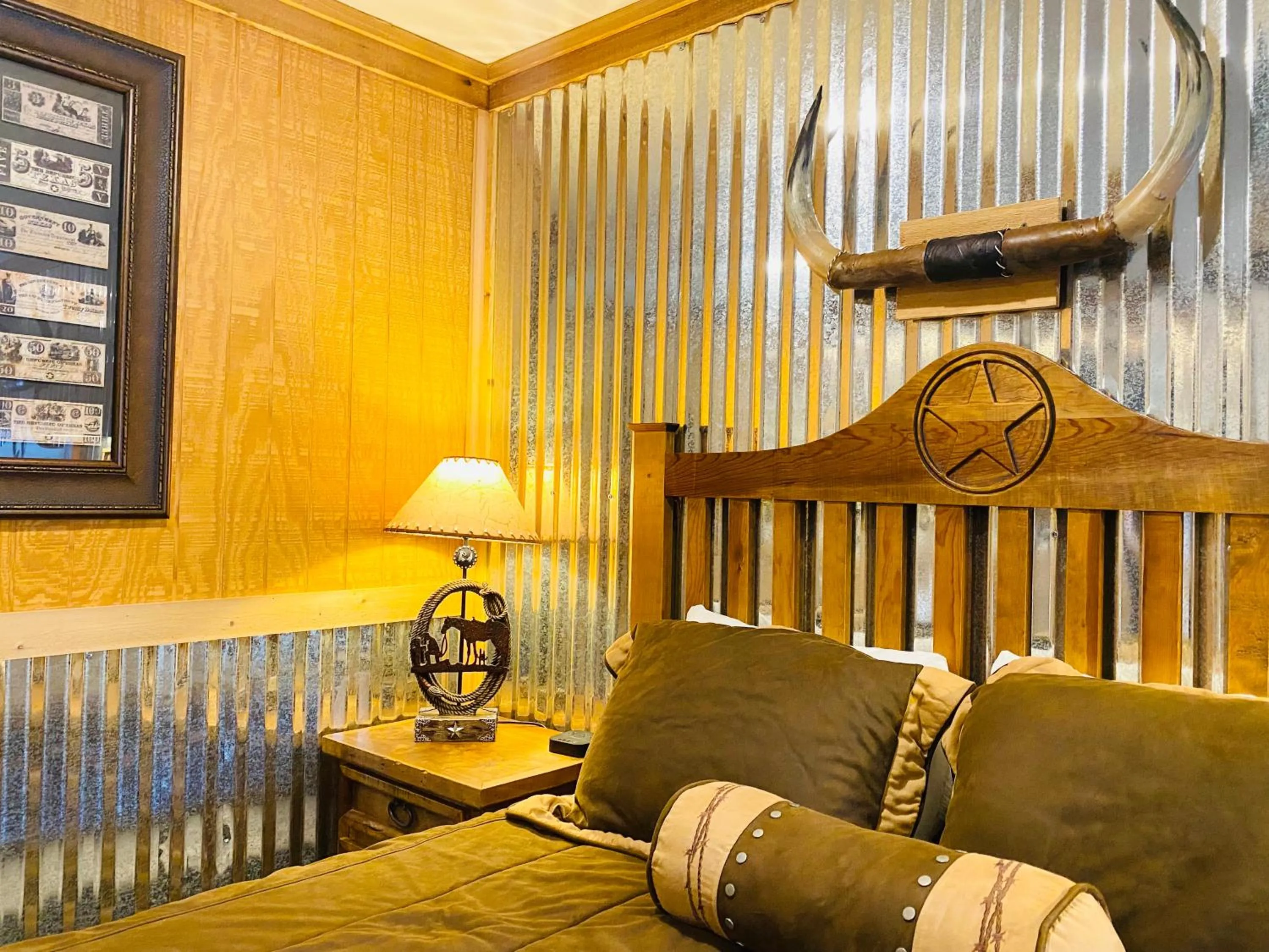 Decorative detail, Bed in The Big Texan Motel