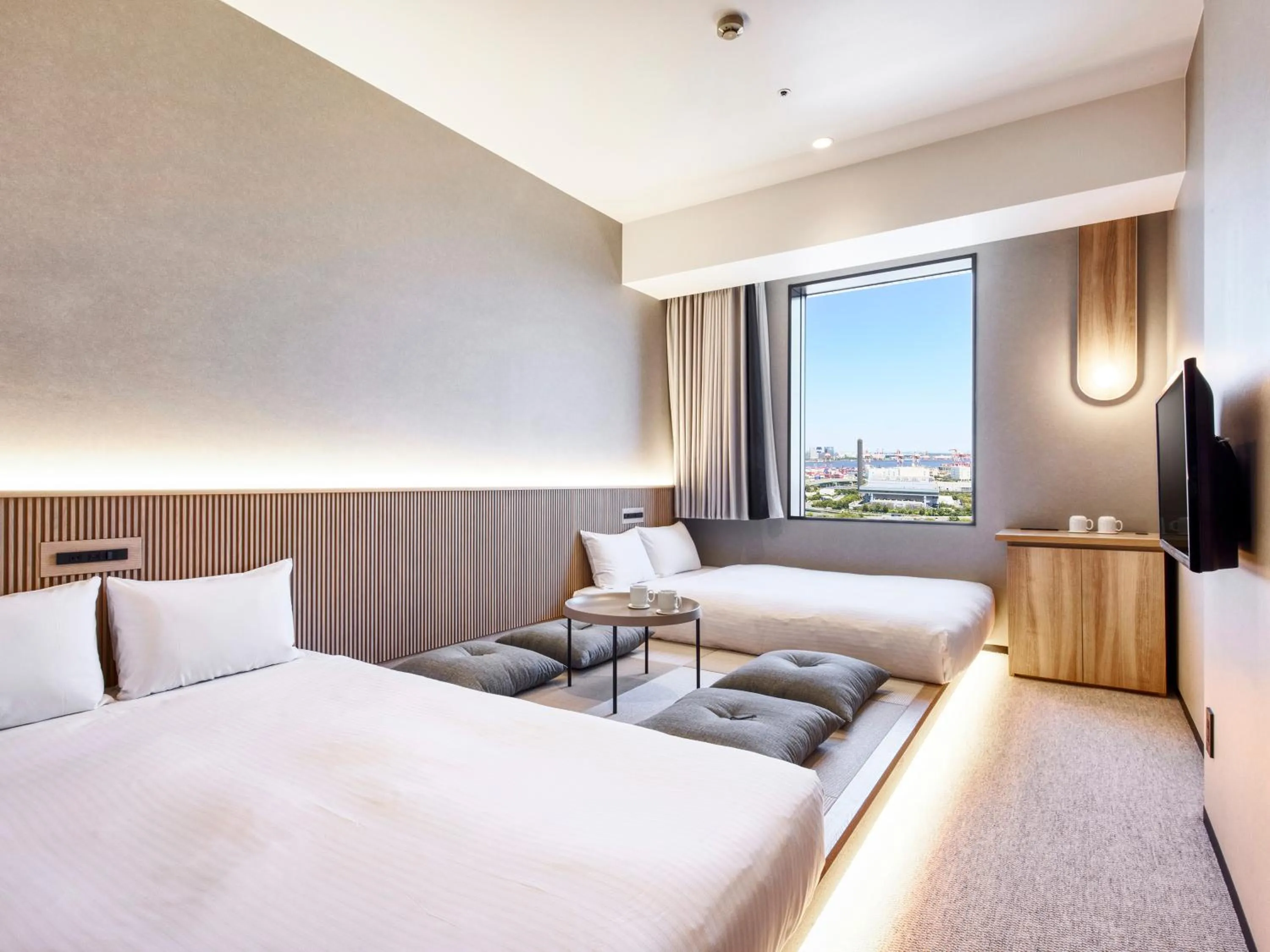 Photo of the whole room, Bed in LOISIR HOTEL SHINAGAWA SEASIDE