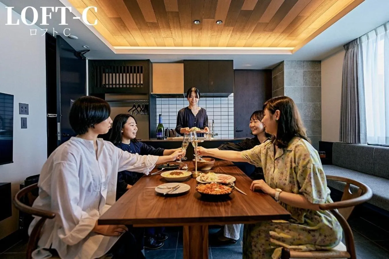 People in 41 PIECES Sapporo