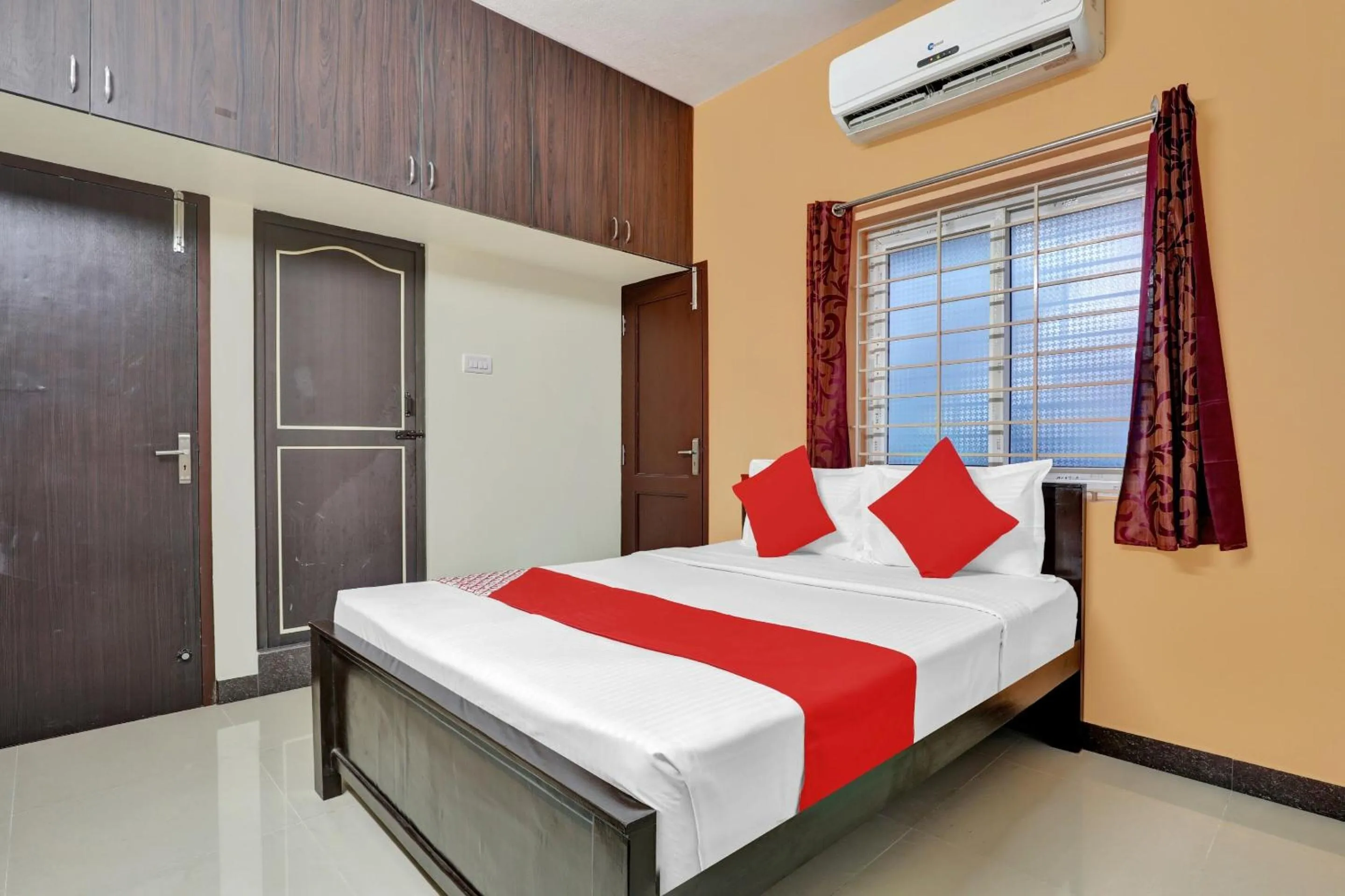 Bedroom, Bed in Hotel O Elegant Residency
