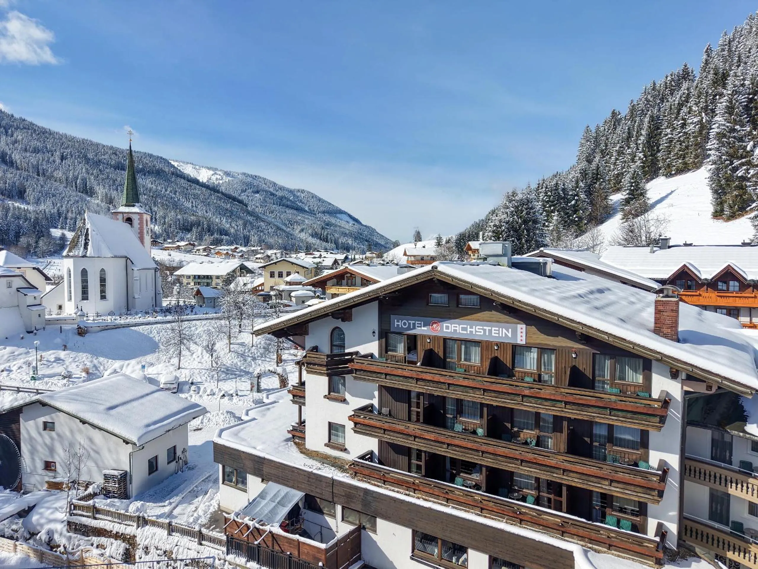 Property building in Hotel Dachstein