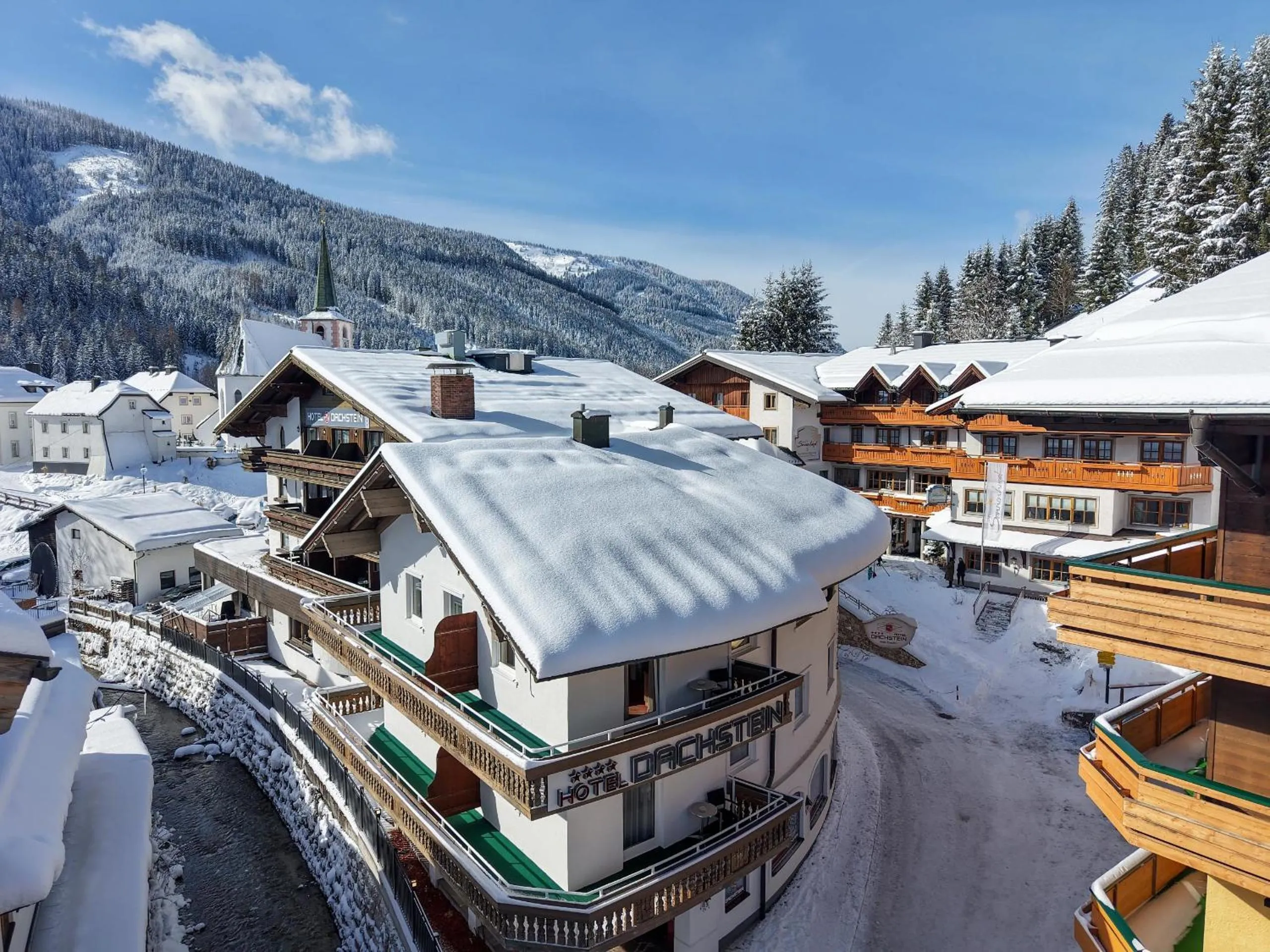 Property building in Hotel Dachstein