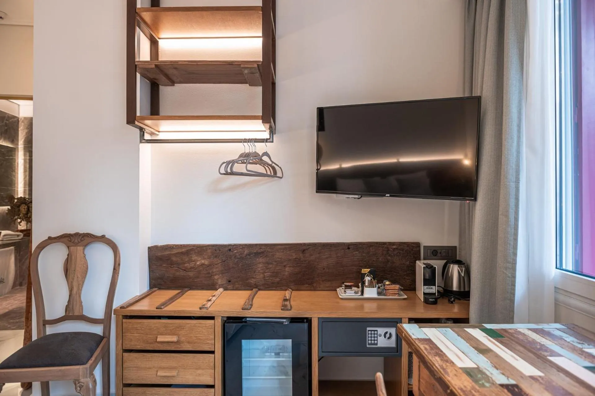 TV and multimedia in Silo Luxury Rooms