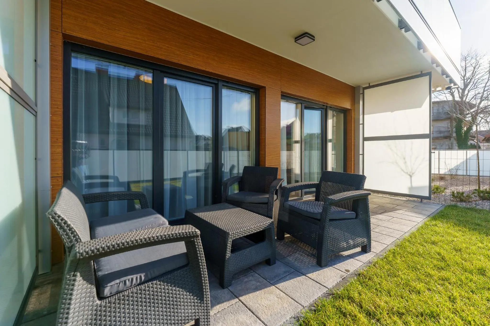 Patio in Ustronie Apartments 20 m do plaży