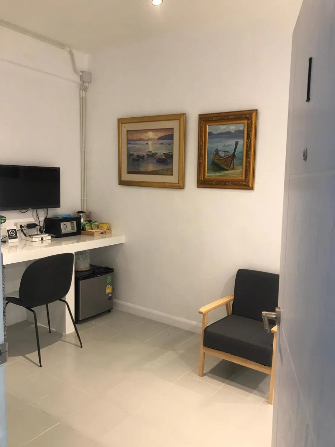 TV and multimedia in Baan Suandao Wat Arun