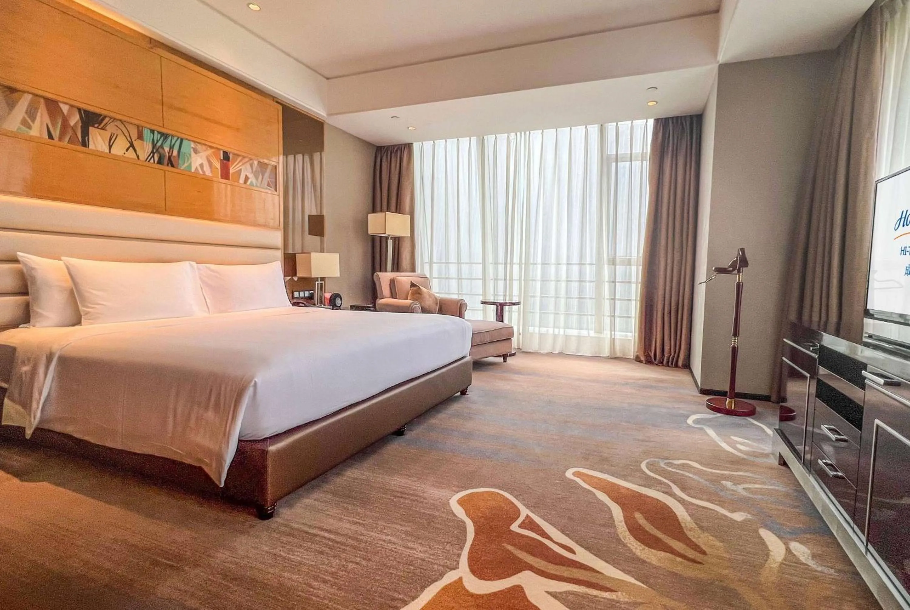 Photo of the whole room, Bed in Howard Johnson Hi - Tech Plaza Chengdu