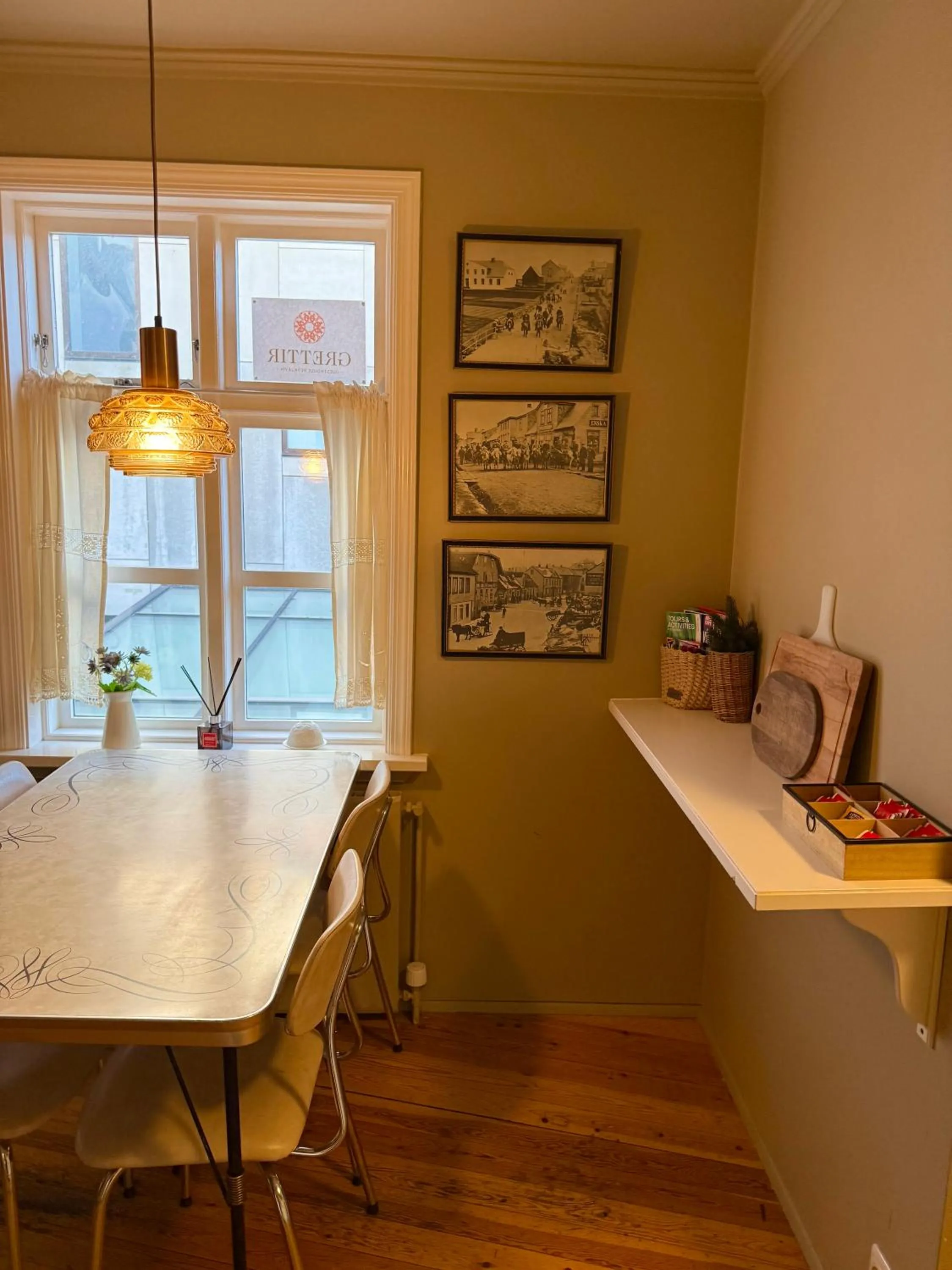 Kitchen or kitchenette in Grettir Guesthouse Downtown Charm