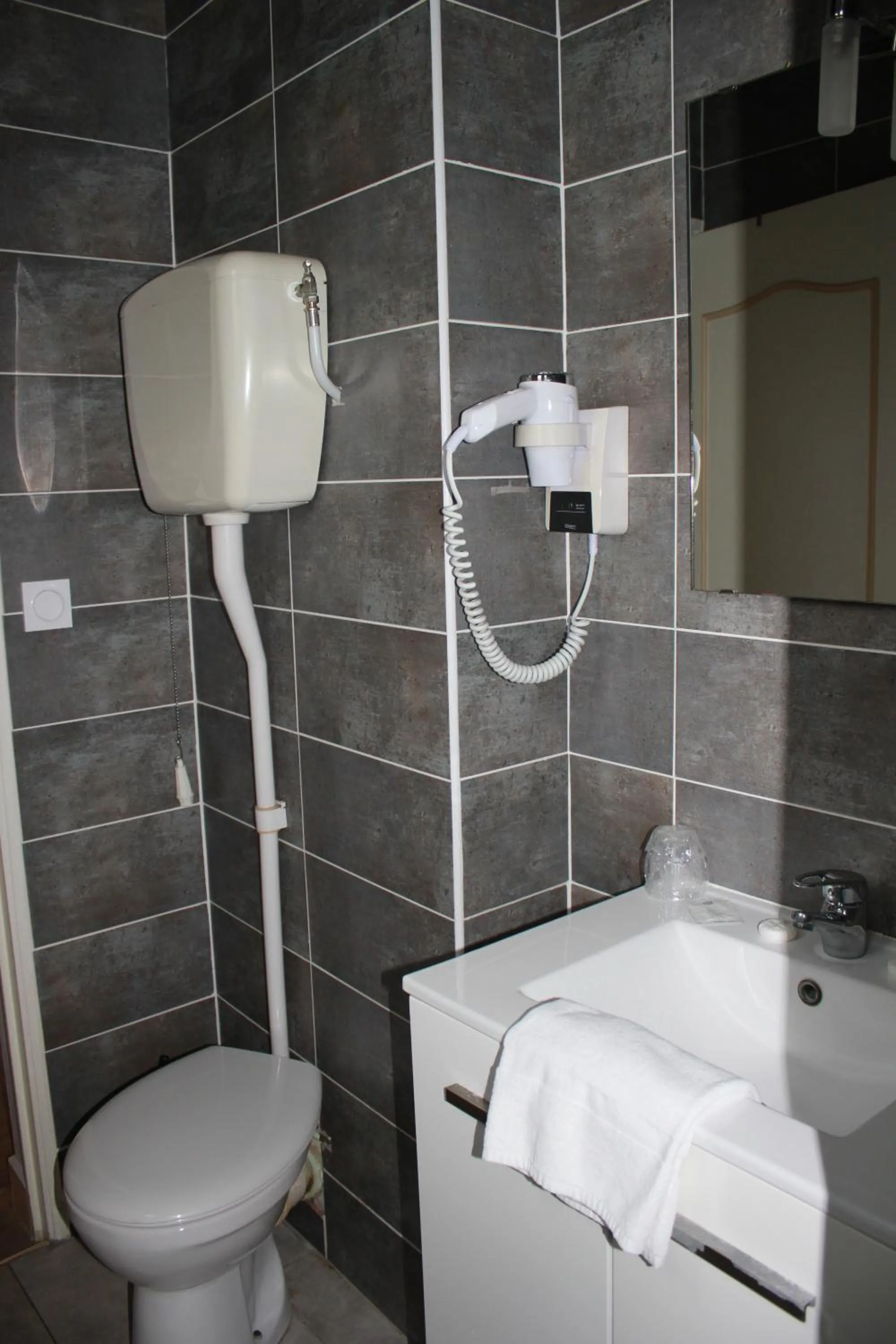 Bathroom in Hôtel de La Beauronne