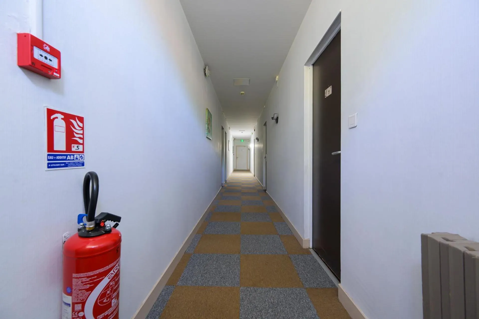 Property building in Hôtel de La Beauronne