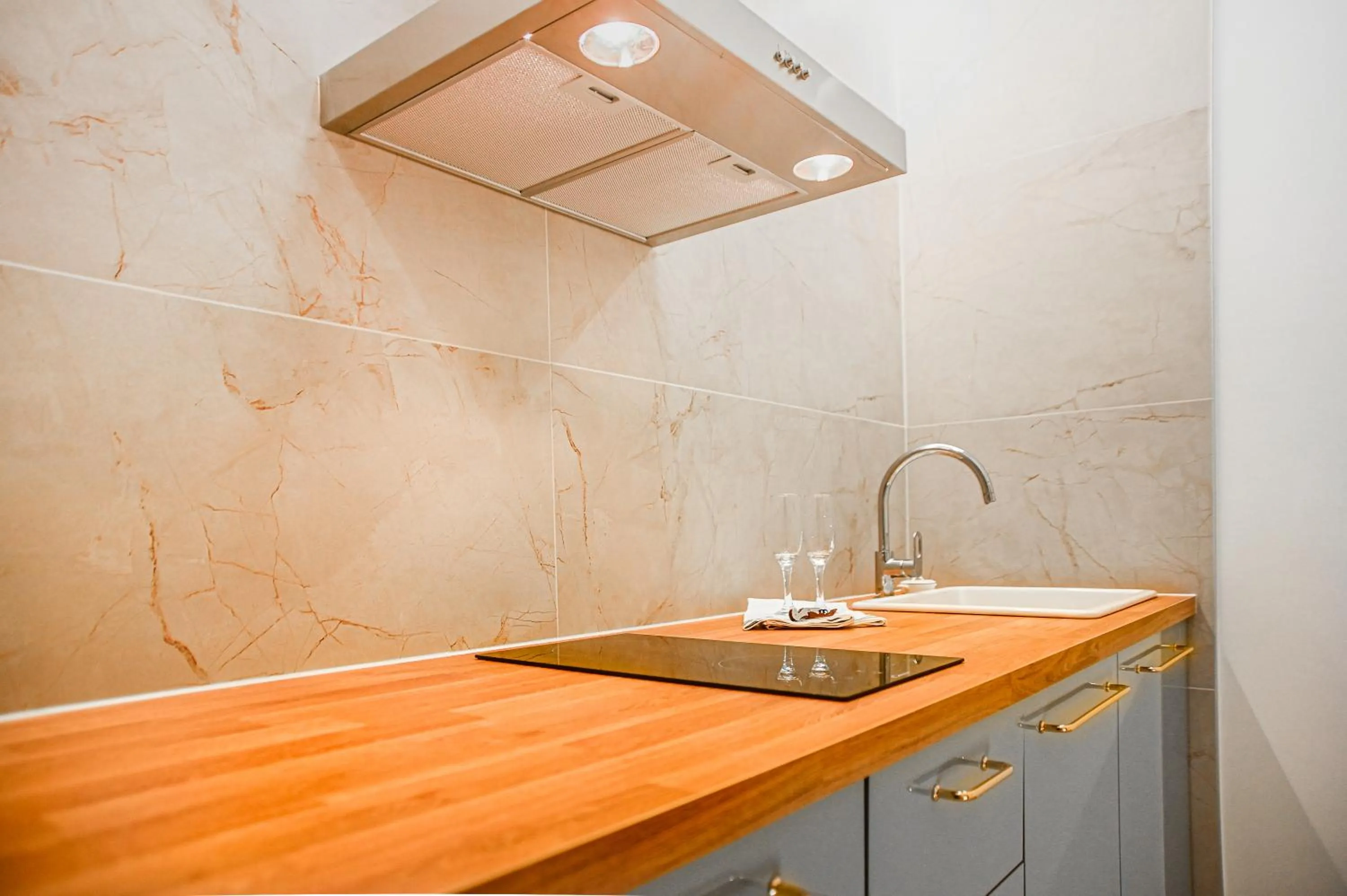 Kitchen or kitchenette in Feliz in Roma B&B