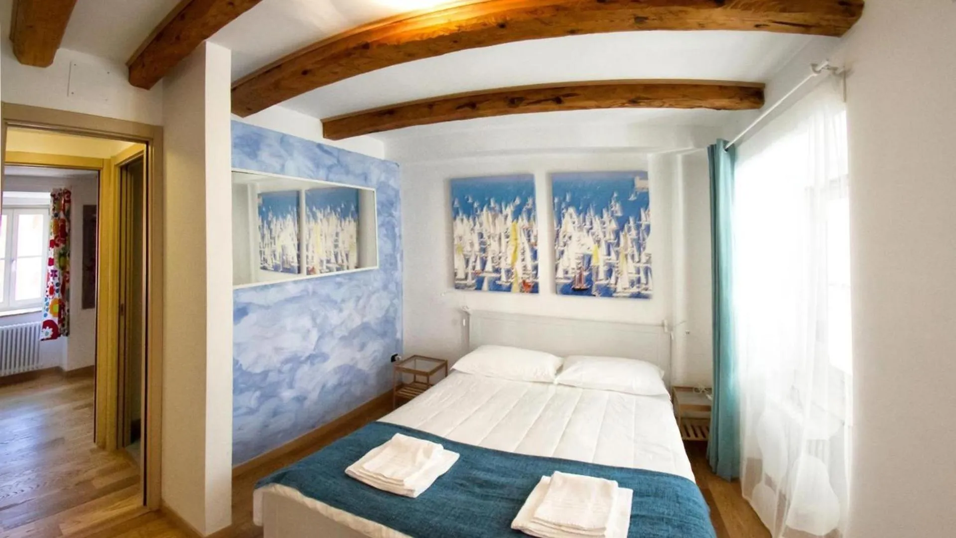 Bed in Piazza Grande City Residence