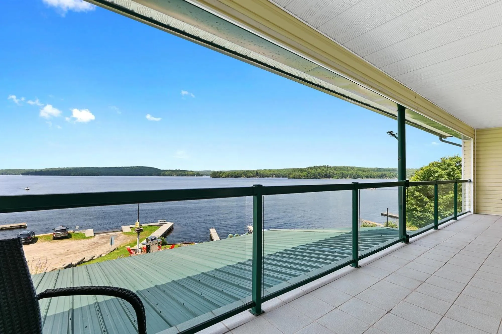 Balcony/Terrace in Baptiste Lake Lodge