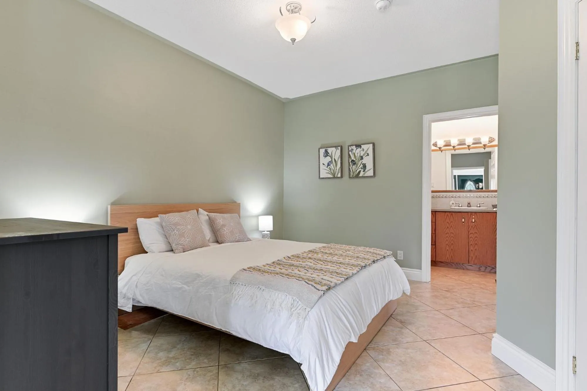 Bed in Baptiste Lake Lodge