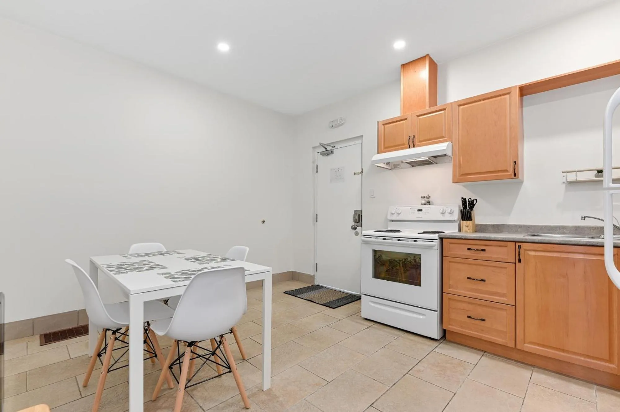 Kitchen or kitchenette in Baptiste Lake Lodge