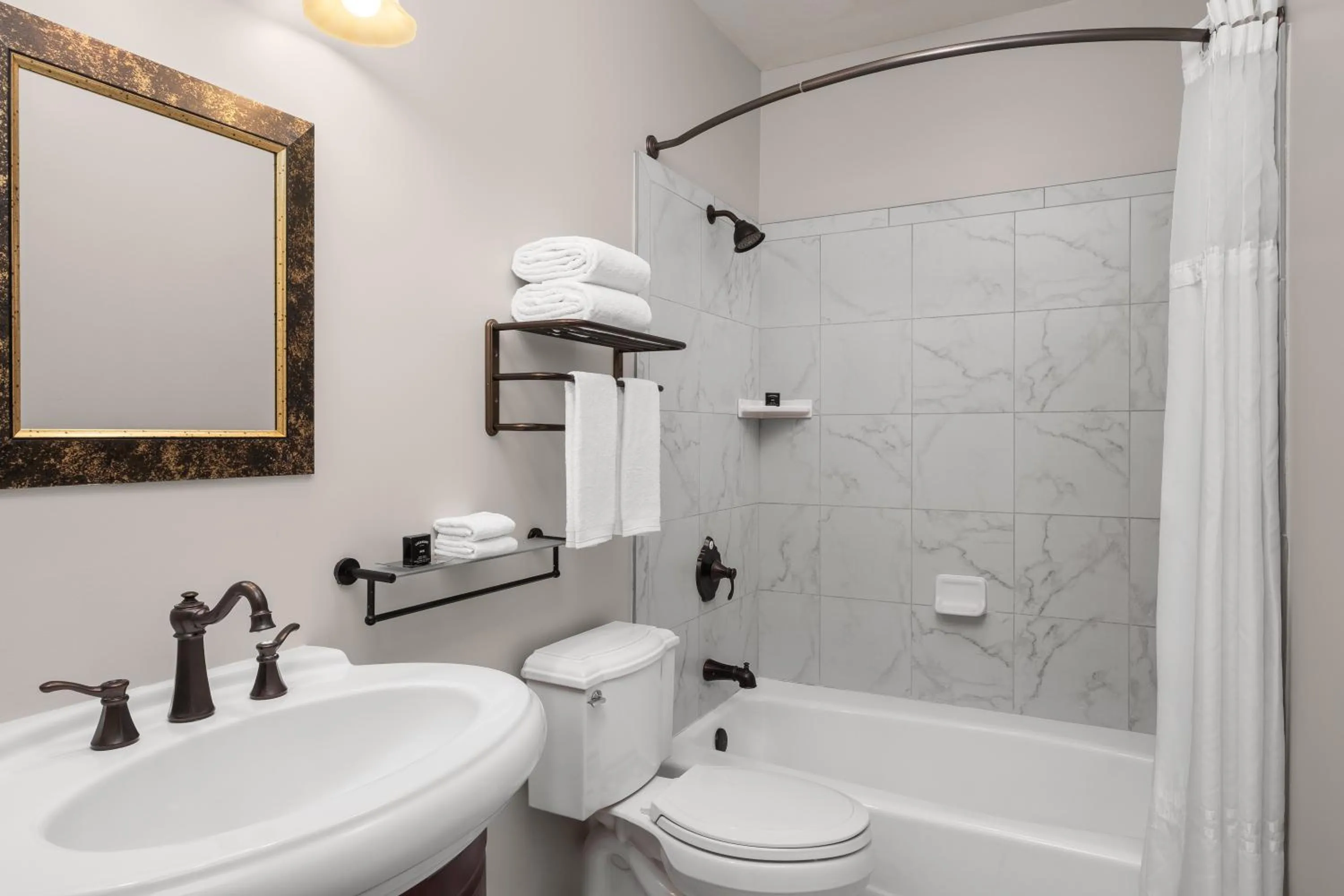 Bathroom in National Hotel Jackson, Tapestry Collection by Hilton