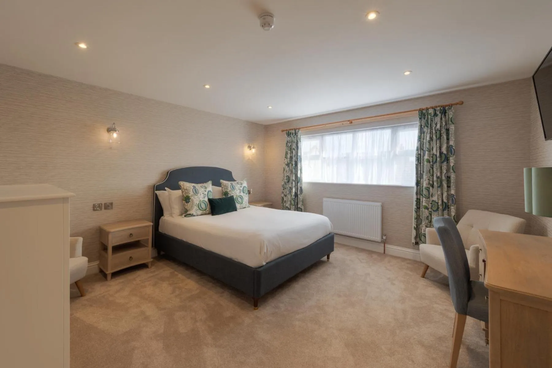 Bedroom, Bed in Florence Gardens Boutique Hotel and Restaurant