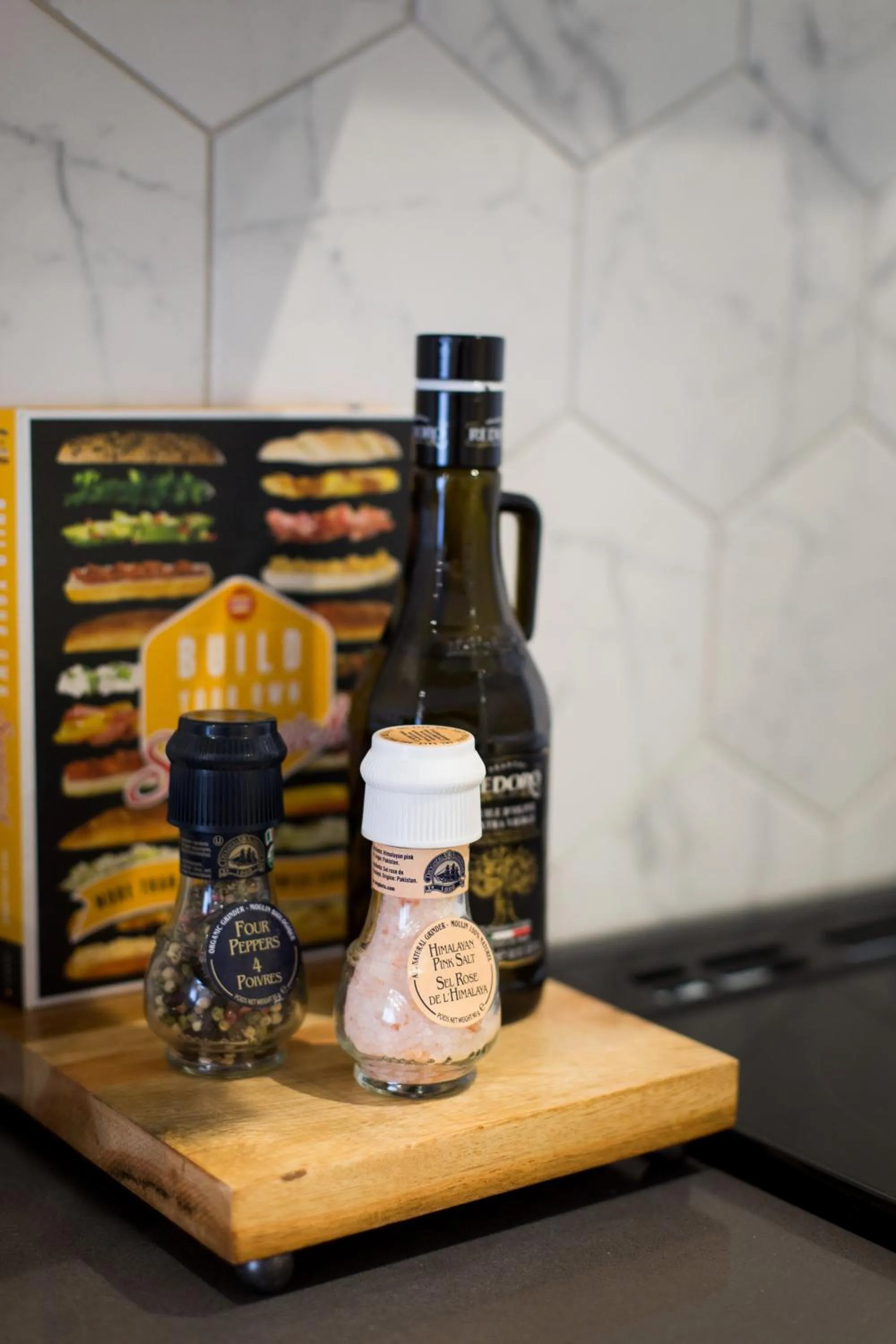 Romantic Studio in the Heart of Little Italy by Den Stays