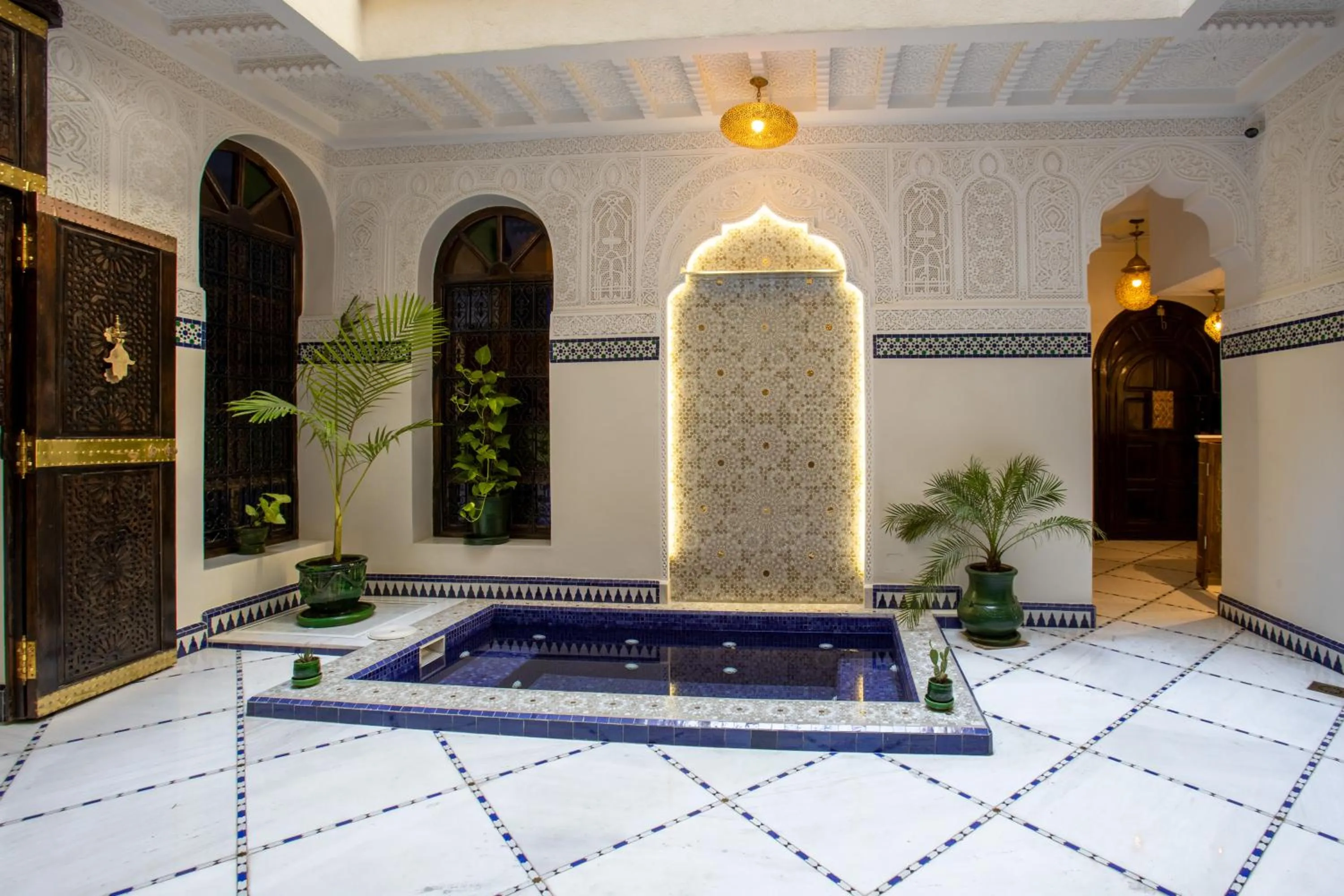 Swimming pool in Riad La Vie