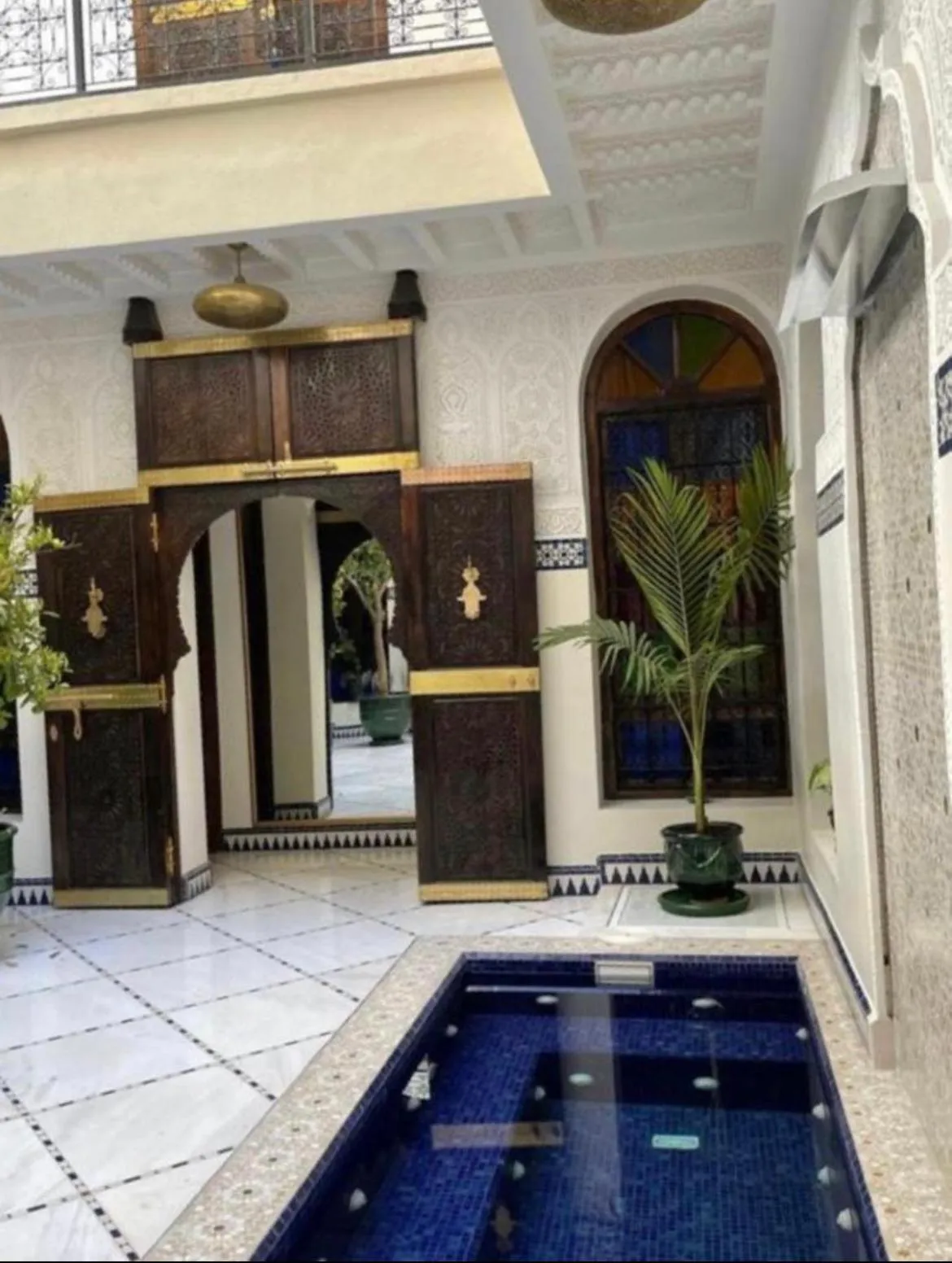 Swimming pool in Riad La Vie