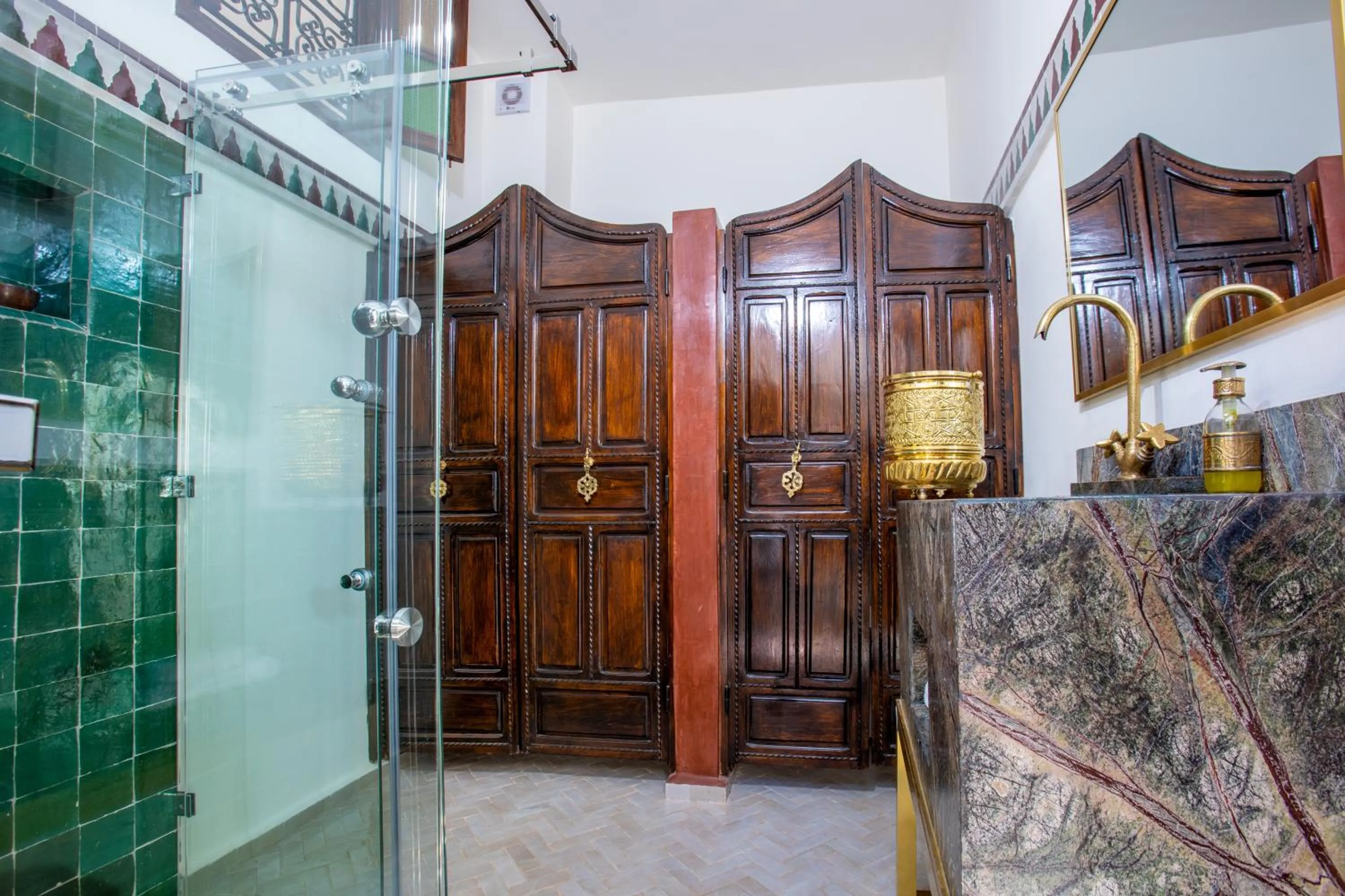 Open Air Bath in Riad La Vie