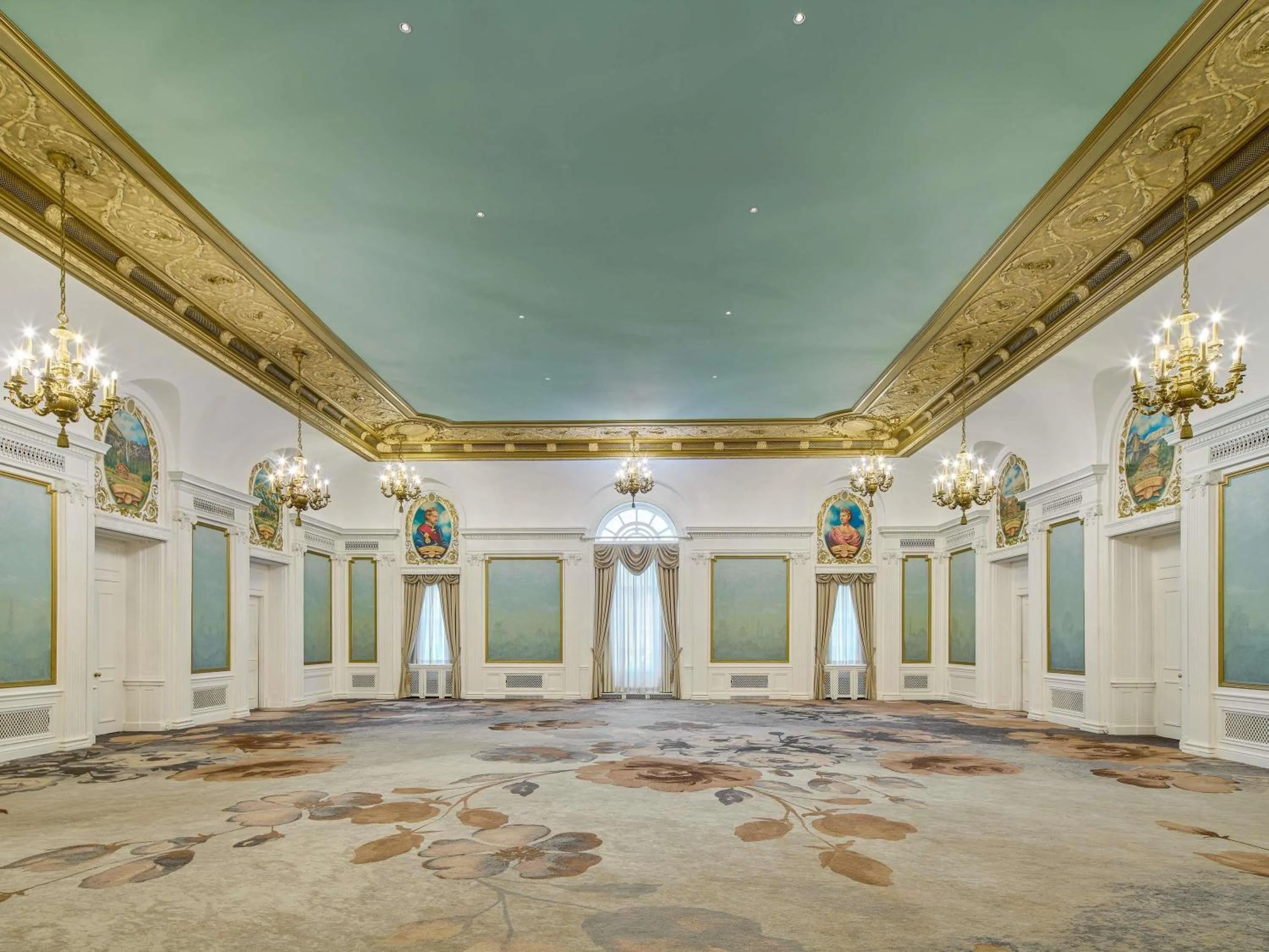 Meeting/conference room in Fairmont Palliser