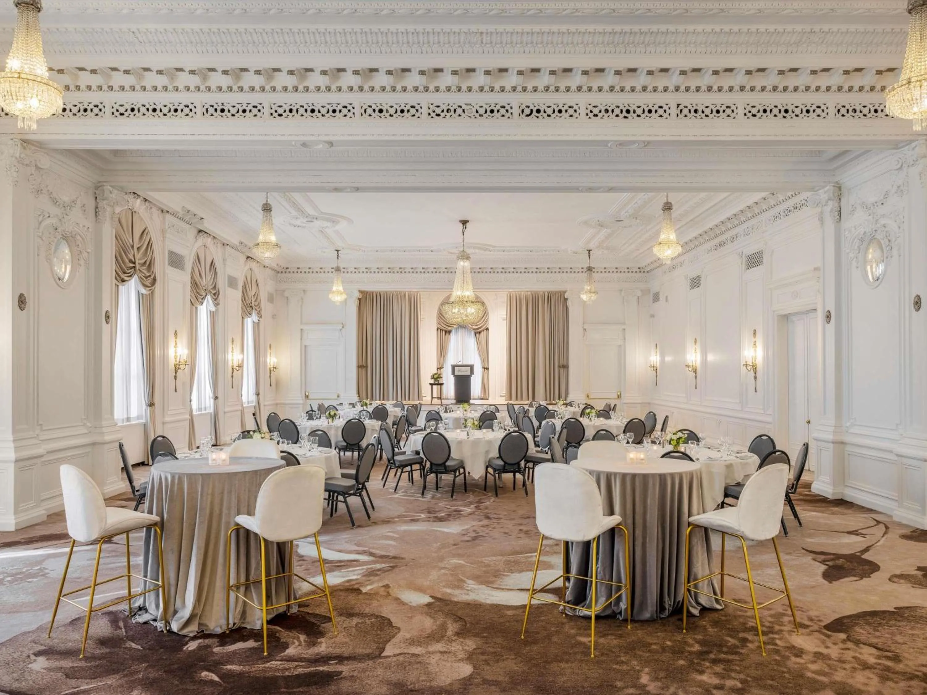 Meeting/conference room in Fairmont Palliser