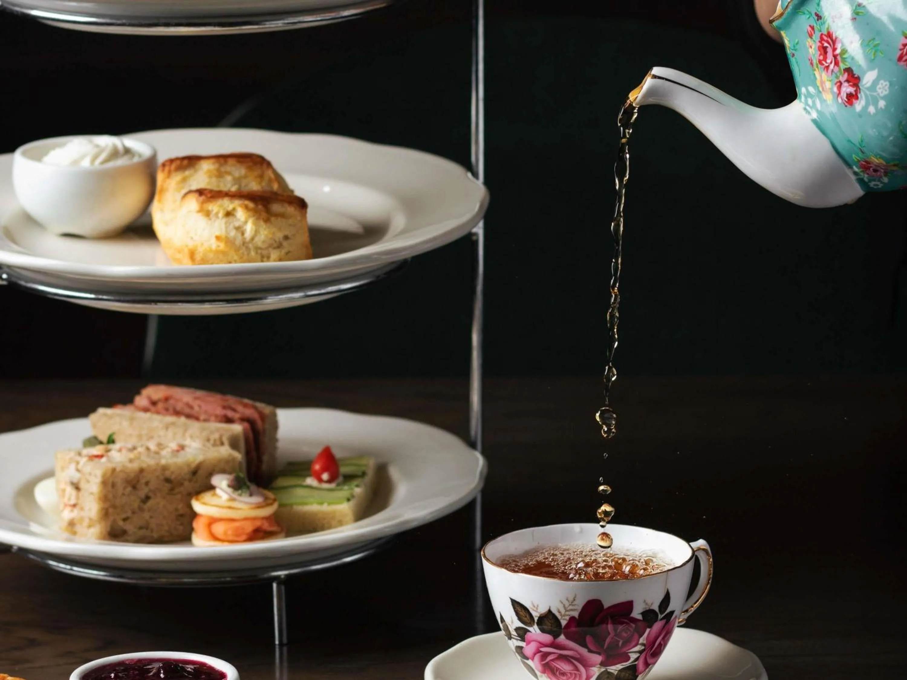 Restaurant/places to eat in Fairmont Palliser