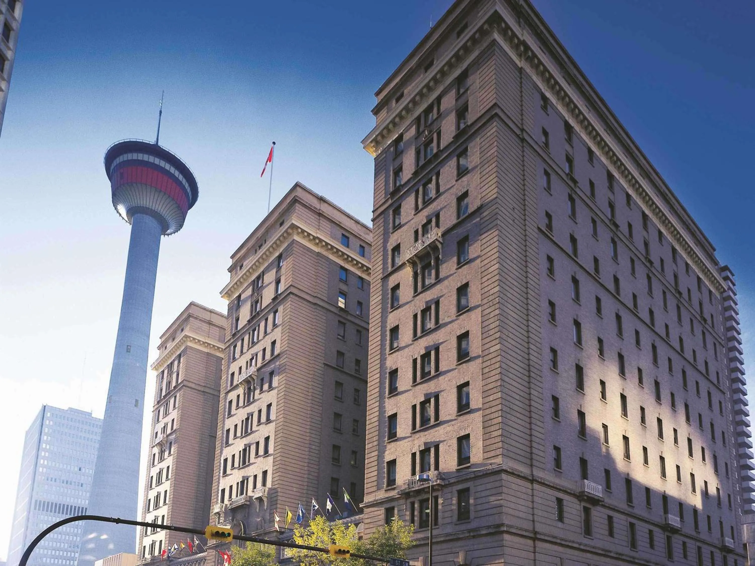 Property building in Fairmont Palliser