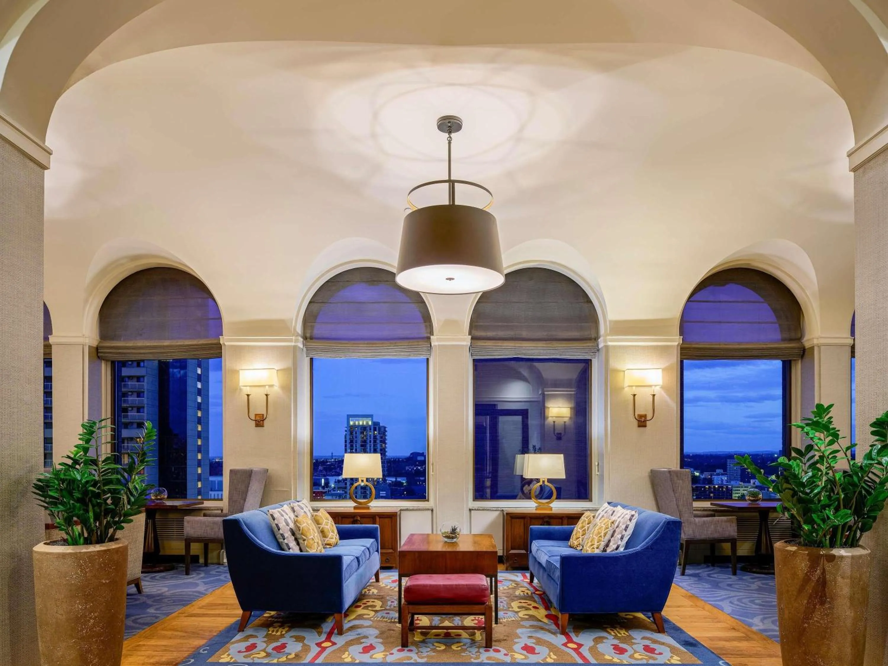 Business facilities in Fairmont Palliser