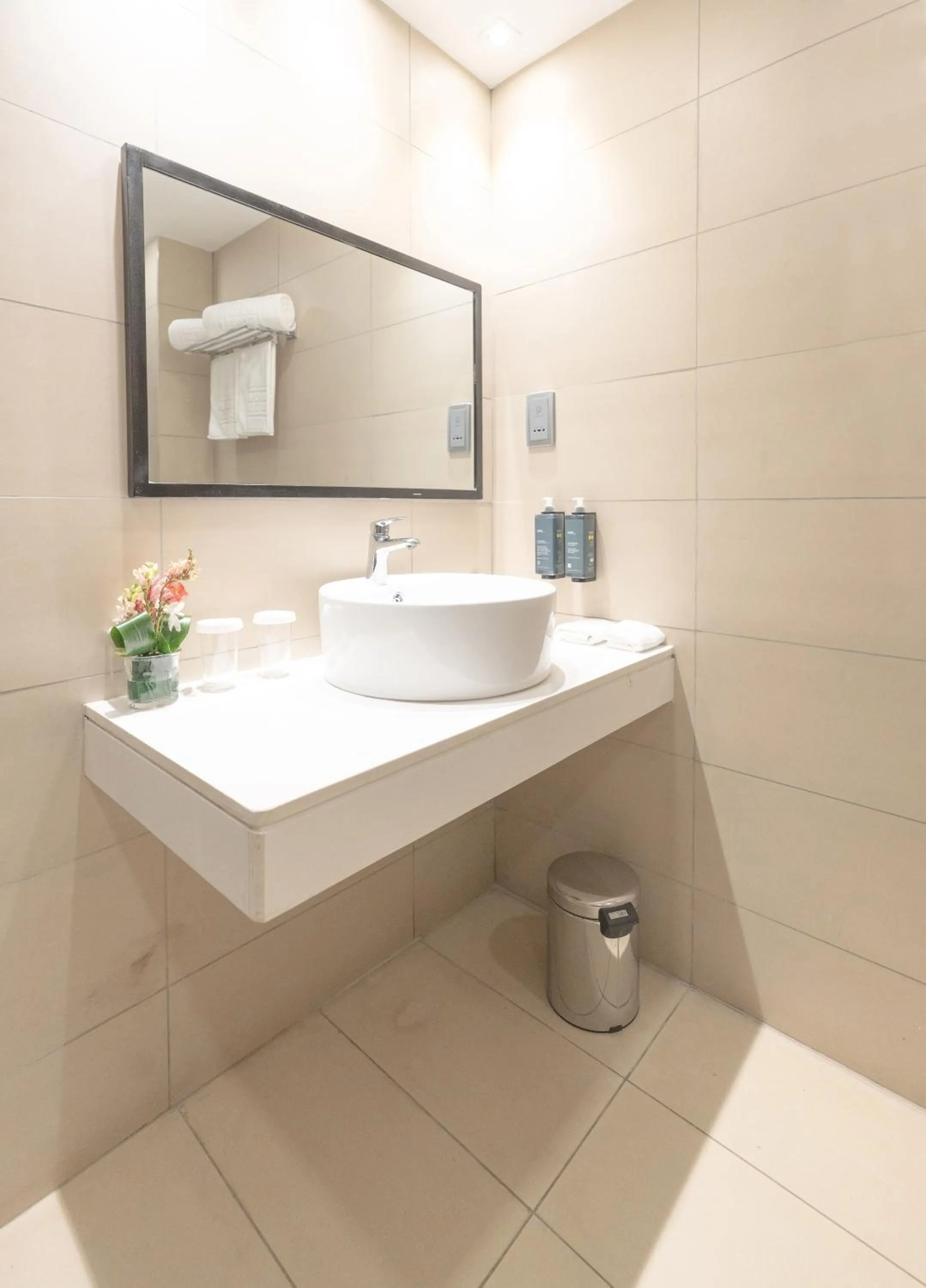 Bathroom in Sarova Imperial Hotel