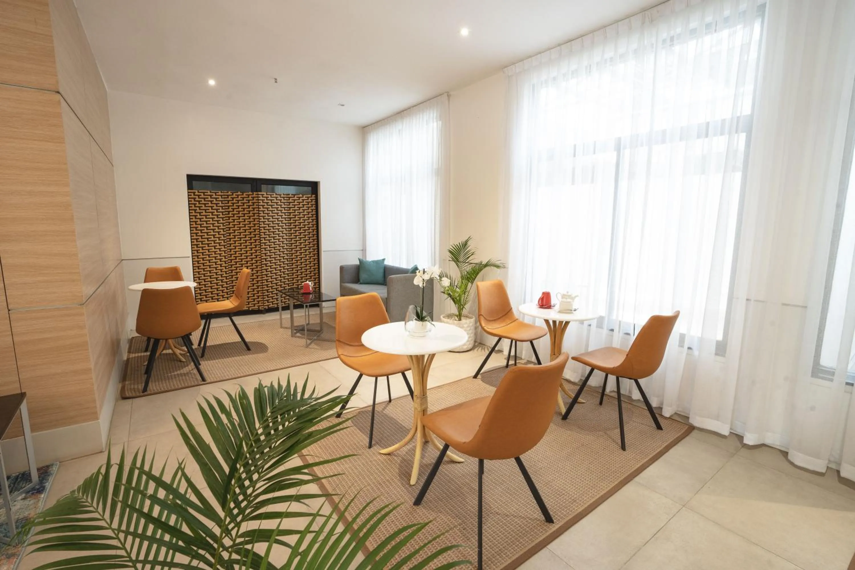 Seating area in Sarova Imperial Hotel