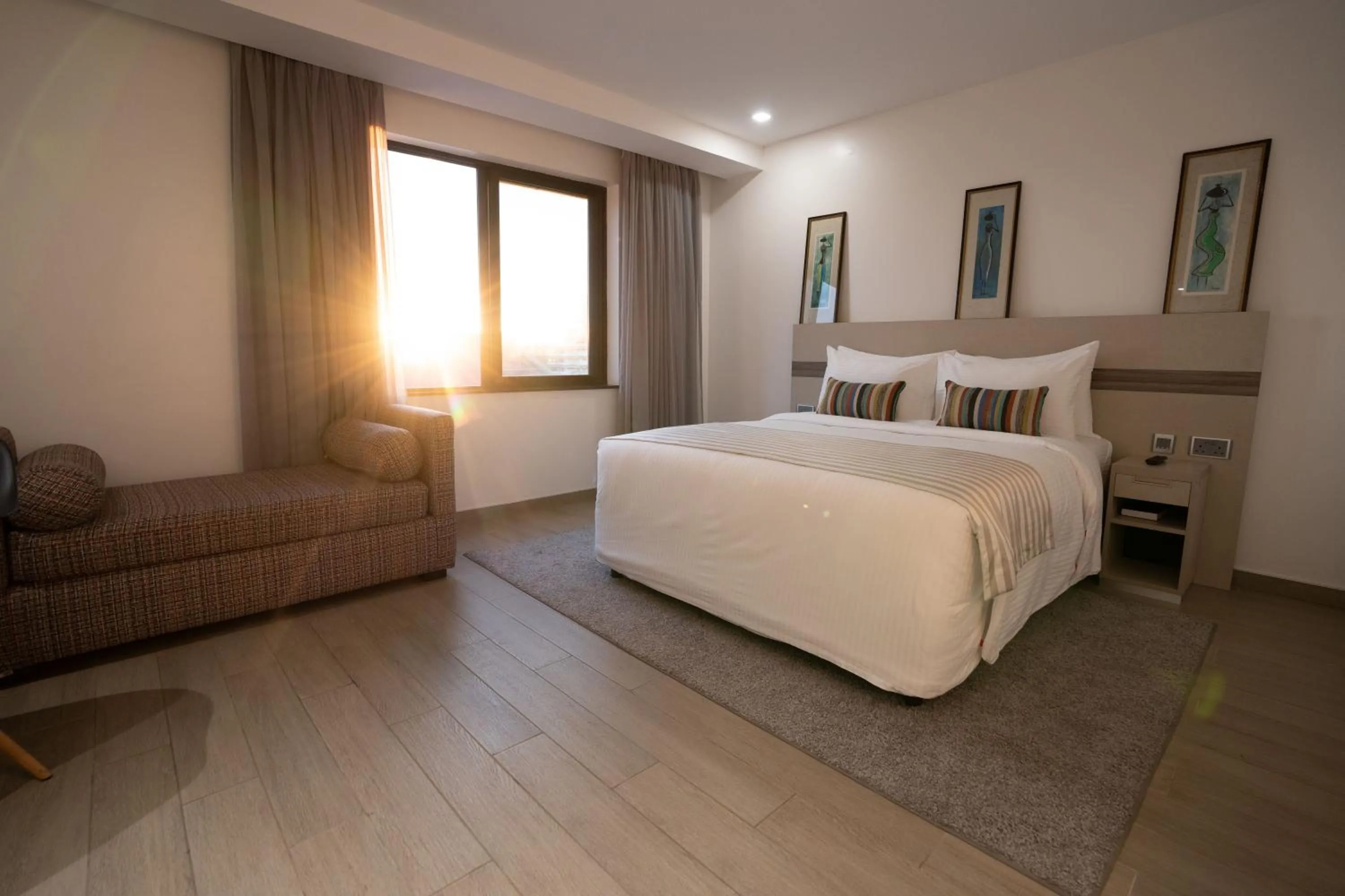 Bed in Sarova Imperial Hotel