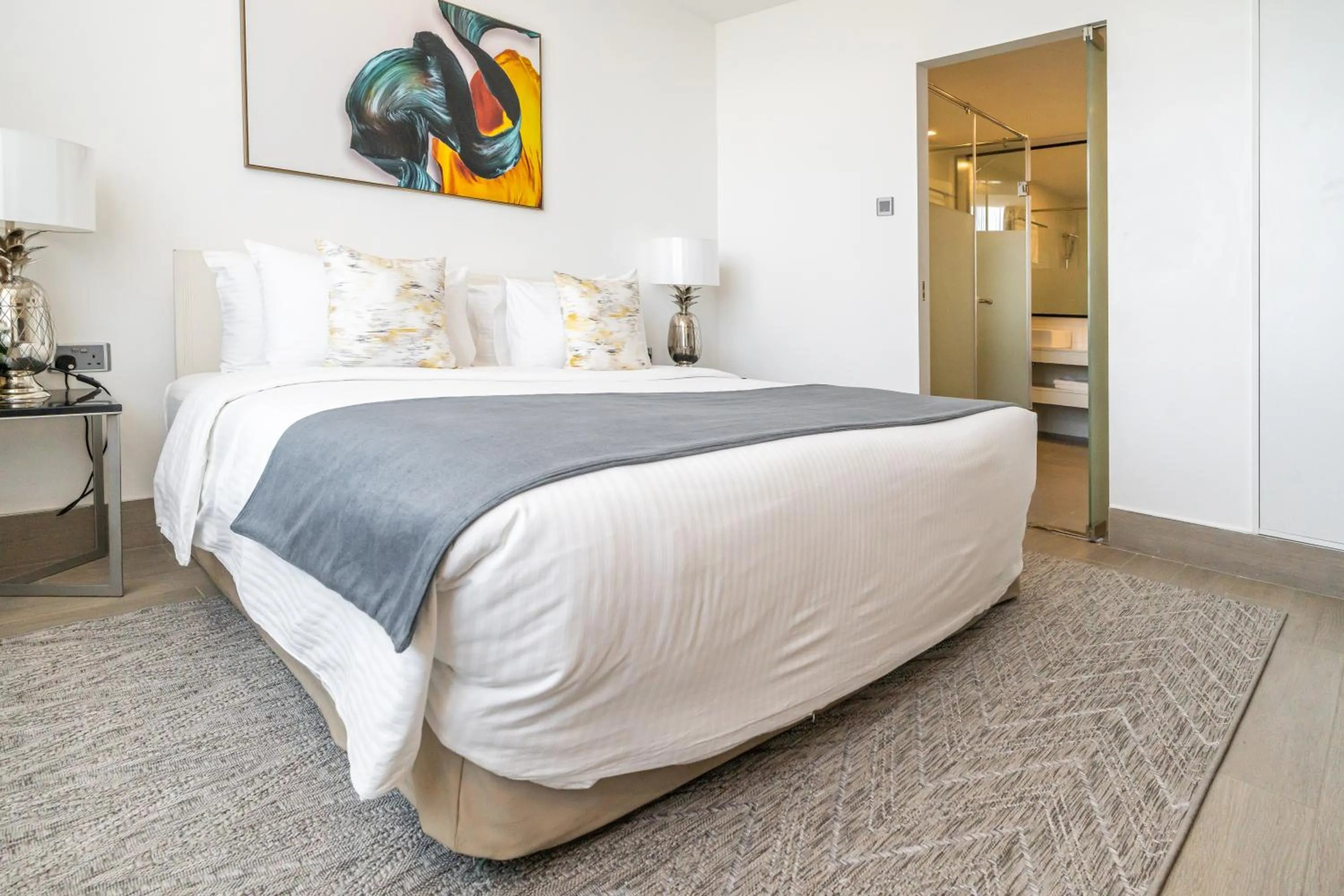 Photo of the whole room, Bed in Sarova Imperial Hotel