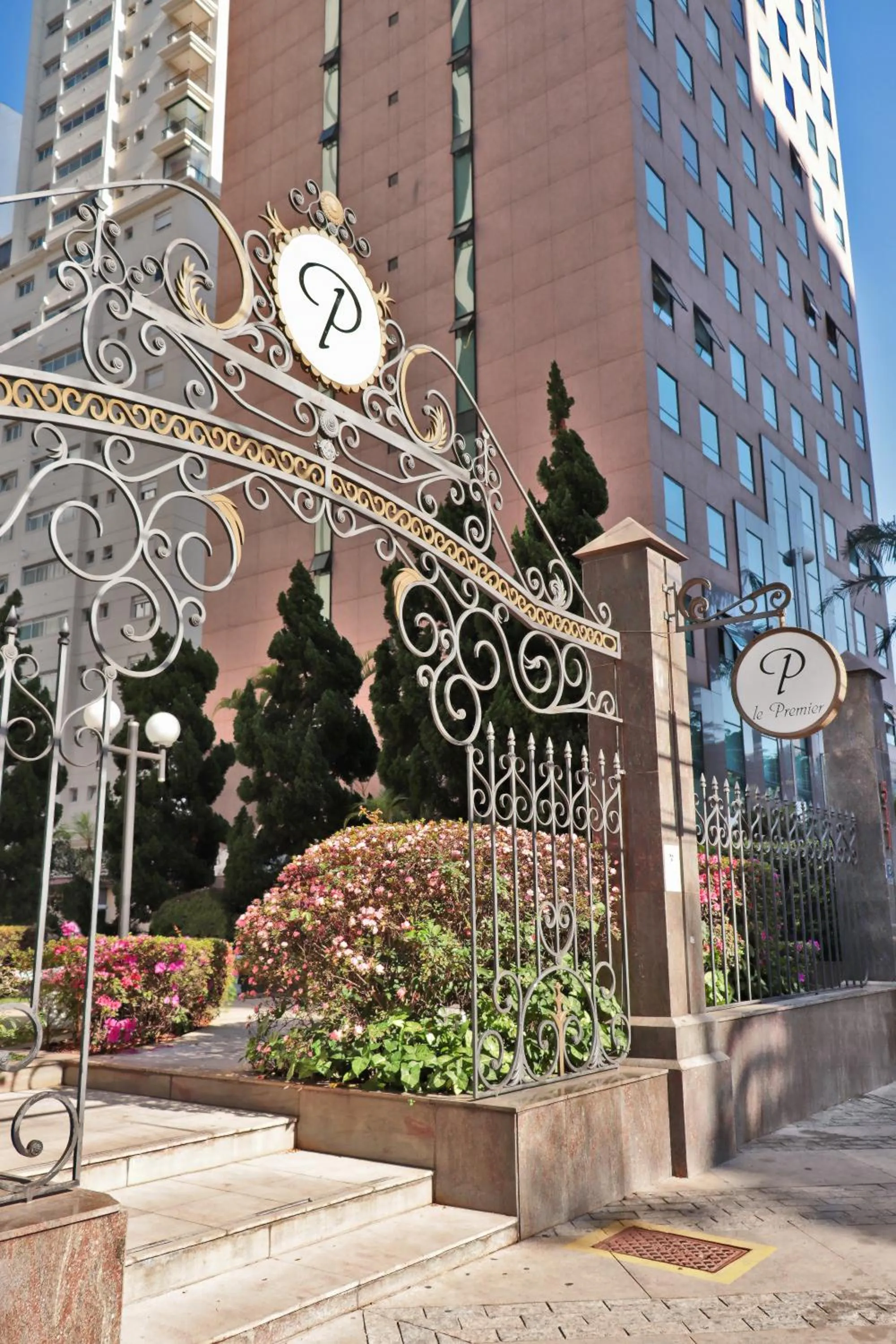 Facade/entrance in JP Crauford Hospedagem