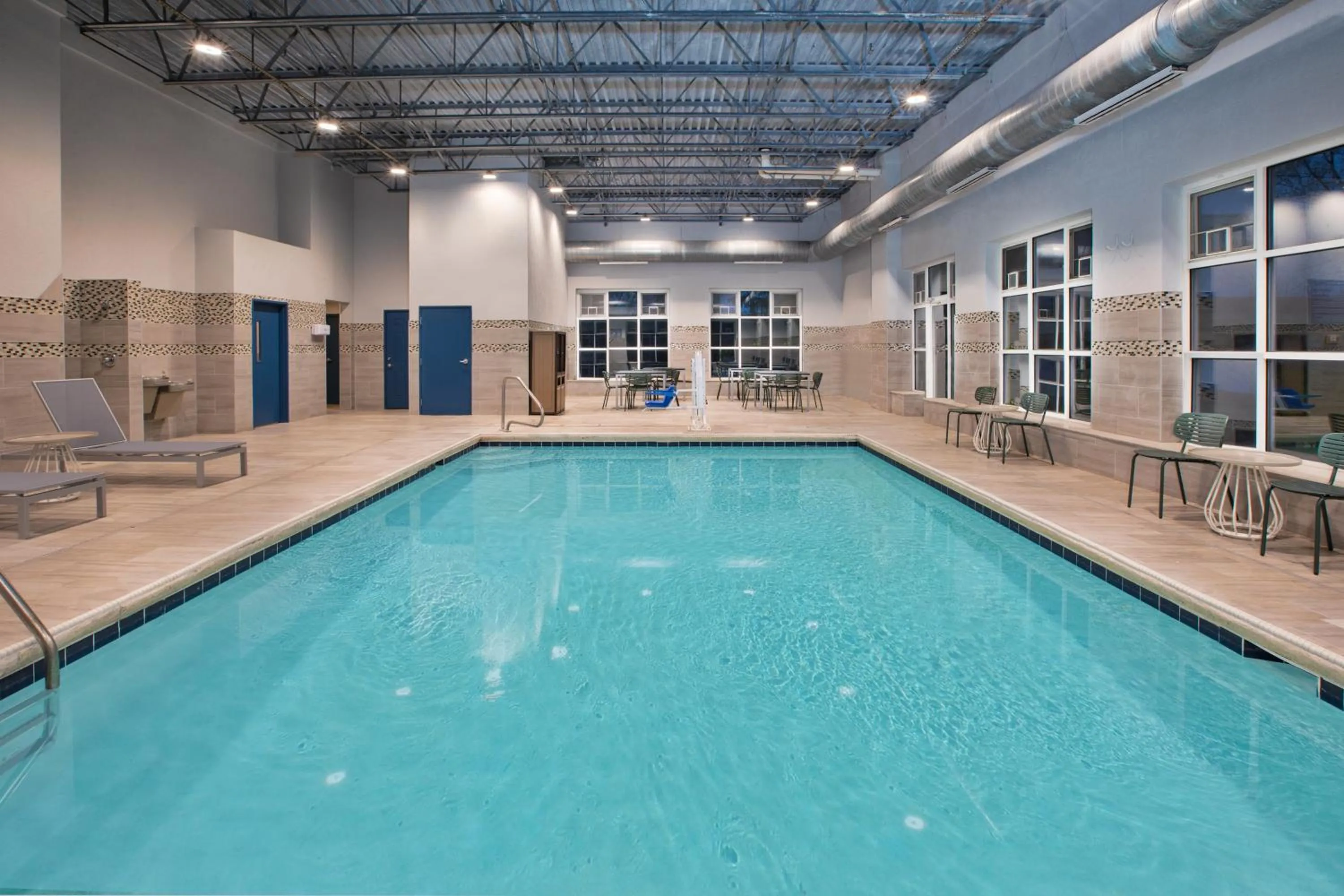 Swimming pool in Spark by Hilton Walker Grand Rapids North