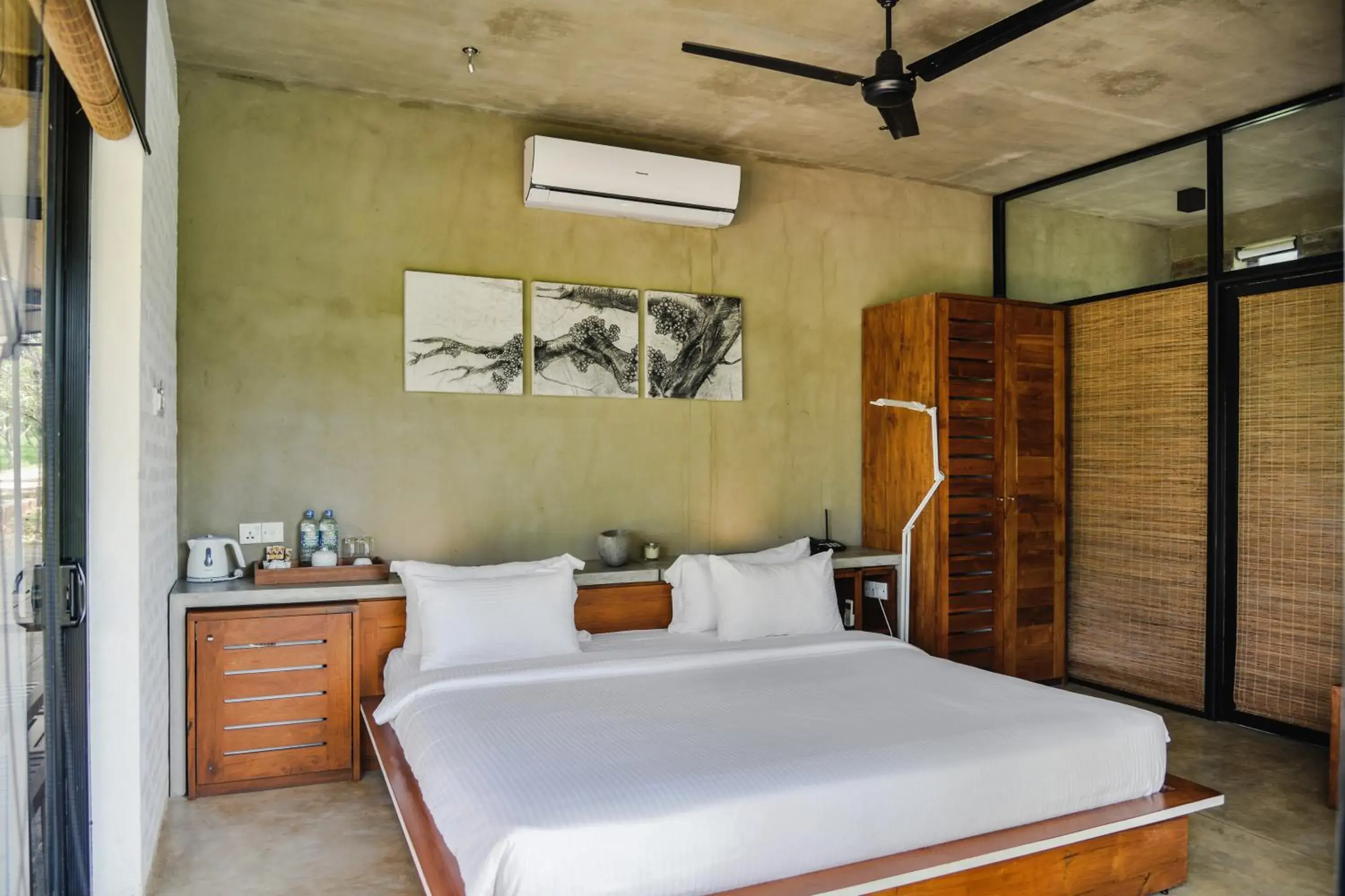 Ehela - Deluxe Room (10% off on food) in Kalundewa Retreat Ehela - Deluxe Room (10% off on food) in Kalundewa Retreat